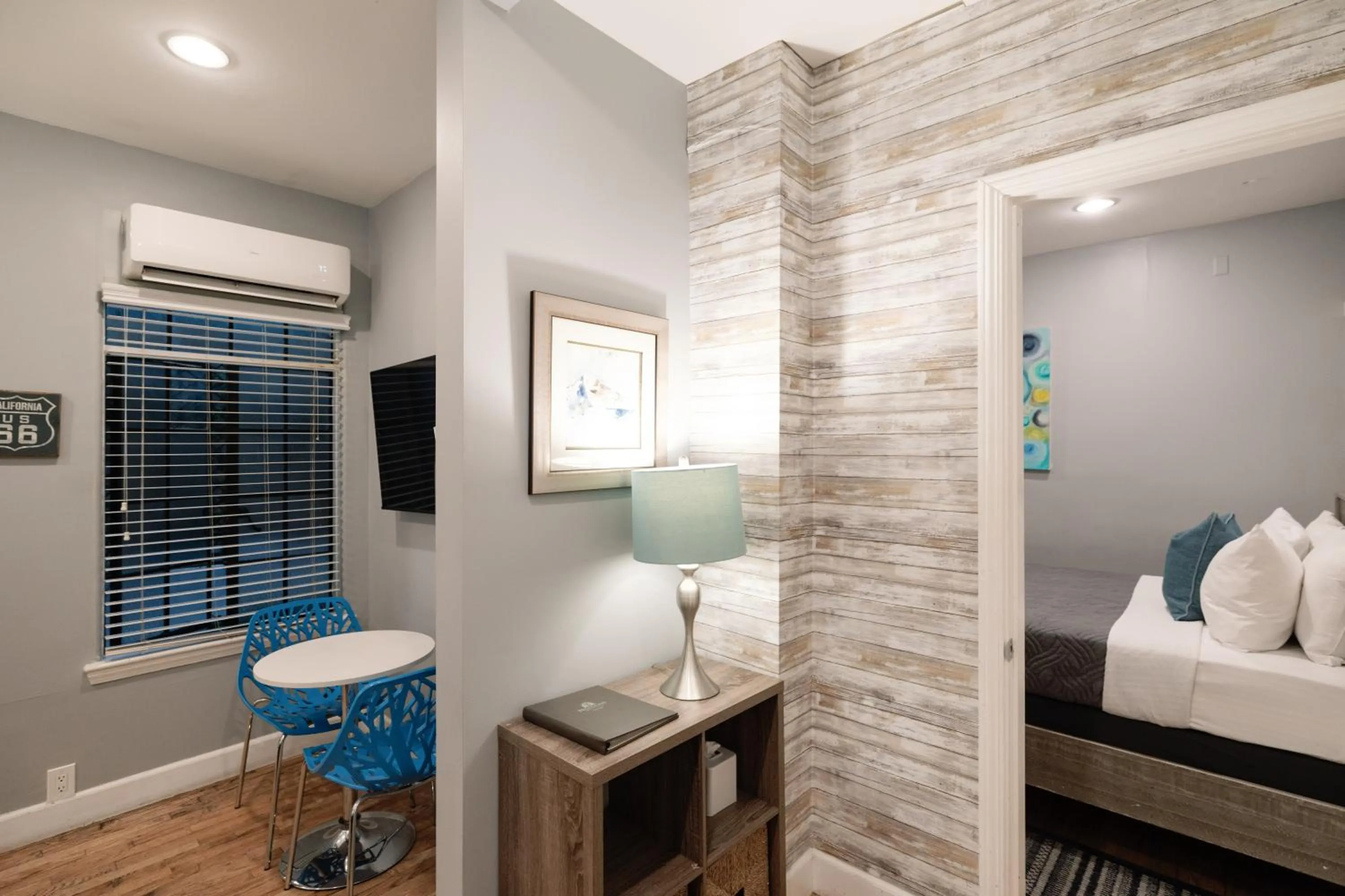 Bed in Broadlind Hotel