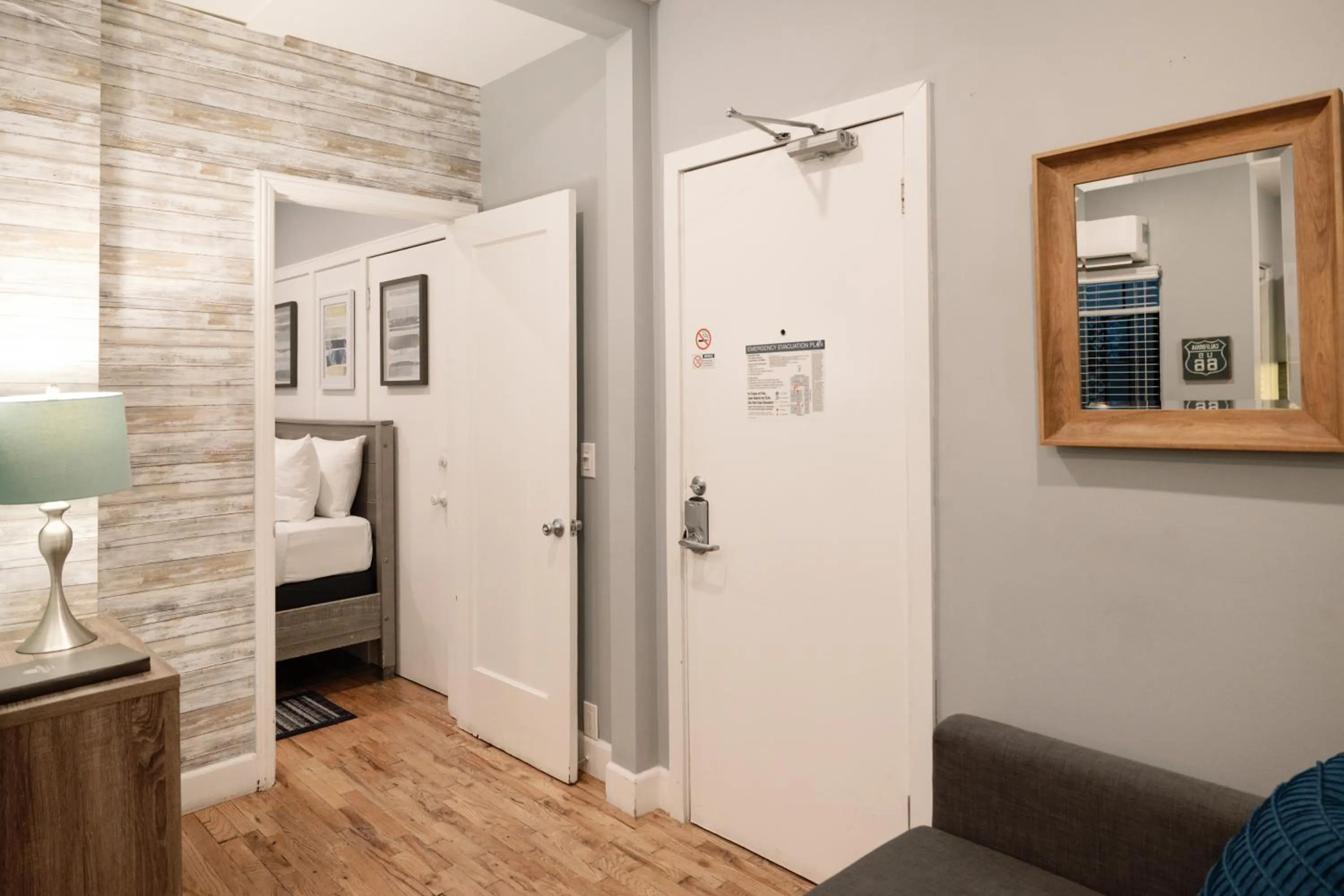 Bed in Broadlind Hotel