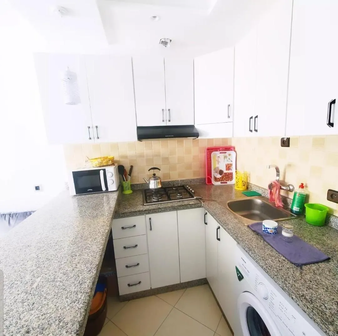 Coffee/tea facilities in Modern Flat with sea view