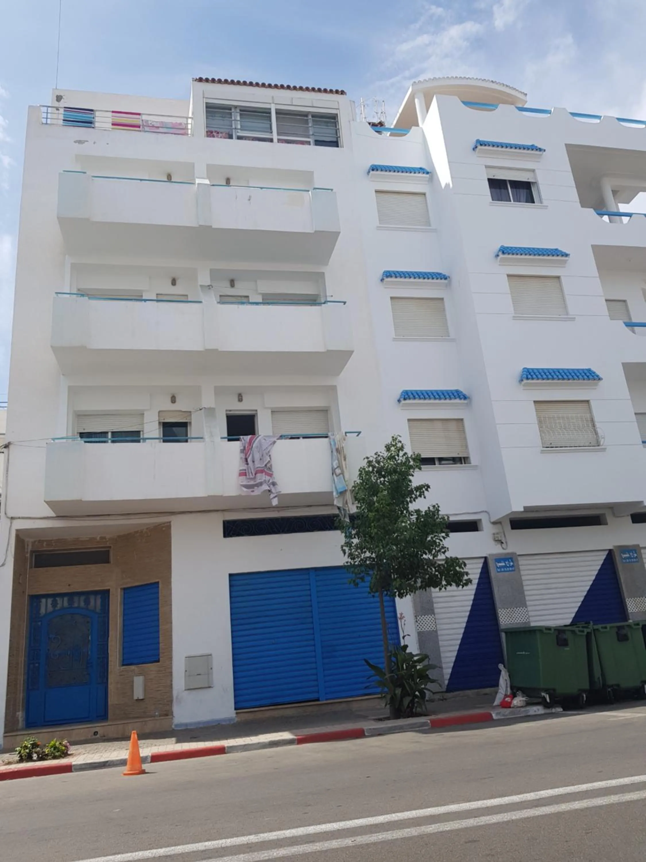 Facade/entrance in Modern Flat with sea view
