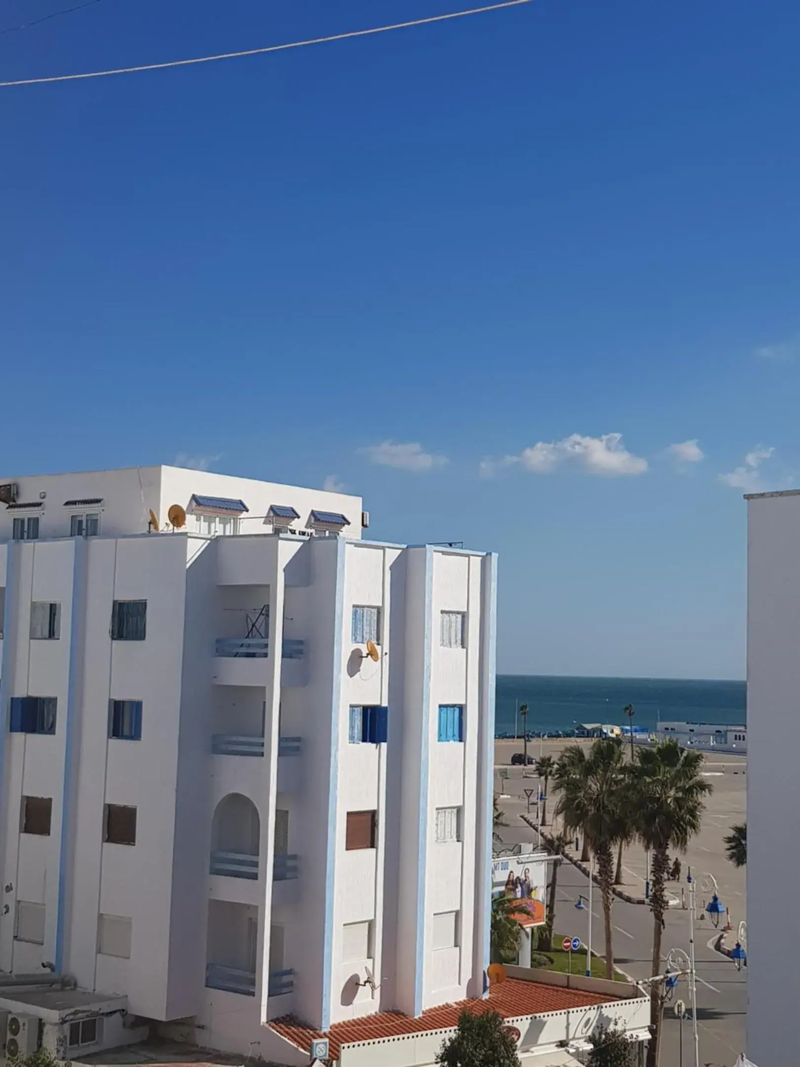 Beach in Modern Flat with sea view Beach in Modern Flat with sea view