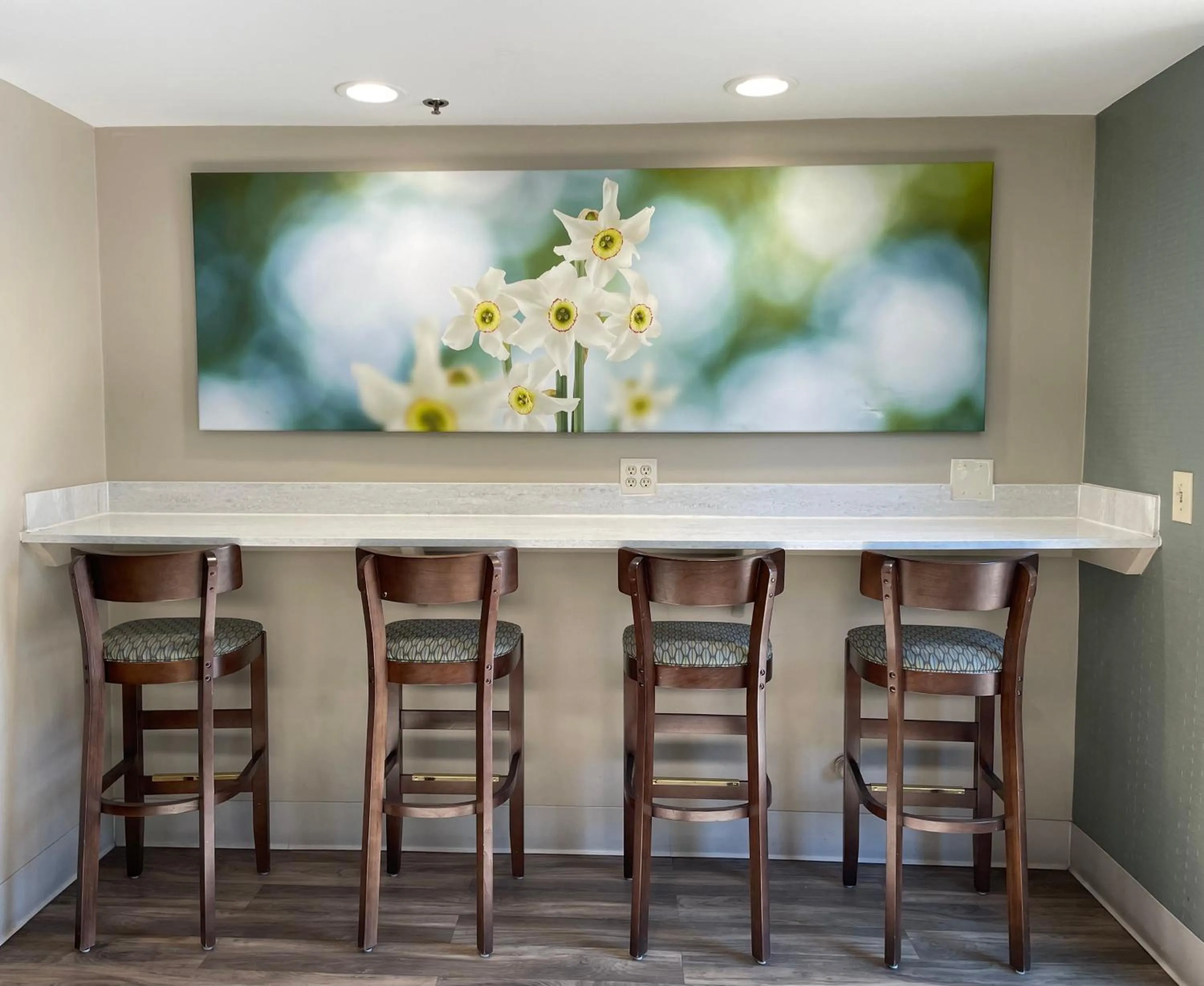 Breakfast in Clarion Pointe Atlanta Airport College Park