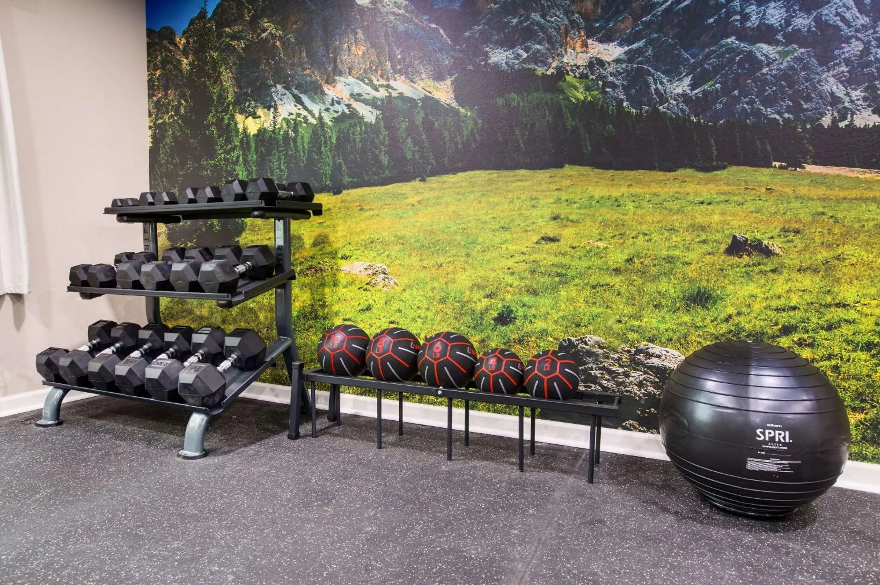 Spa and wellness centre/facilities in Clarion Pointe Atlanta Airport College Park Spa and wellness centre/facilities in Clarion Pointe Atlanta Airport College Park