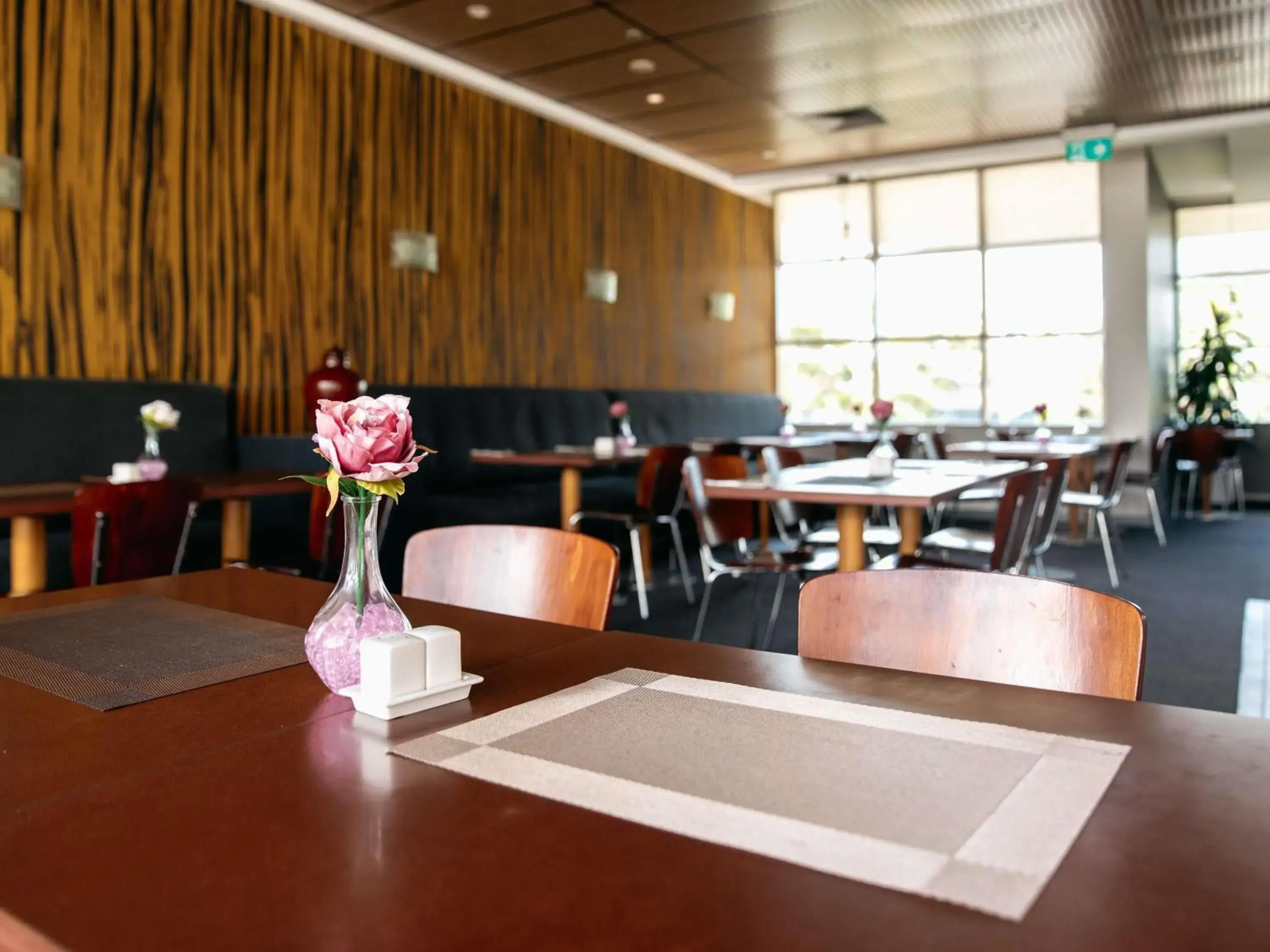Restaurant/places to eat in Mercure Sydney Parramatta Restaurant/places to eat in Mercure Sydney Parramatta