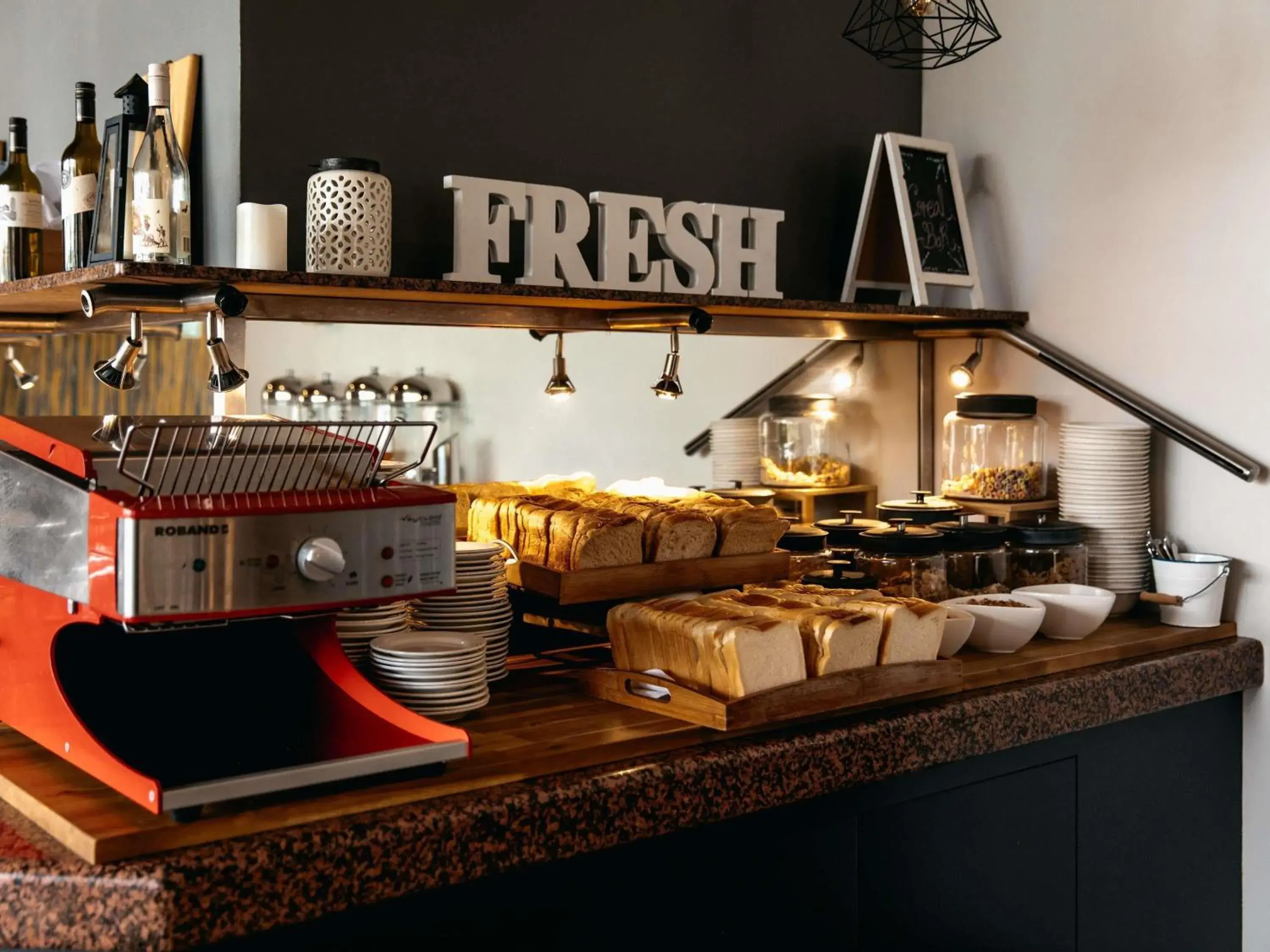 Restaurant/places to eat in Mercure Sydney Parramatta Restaurant/places to eat in Mercure Sydney Parramatta