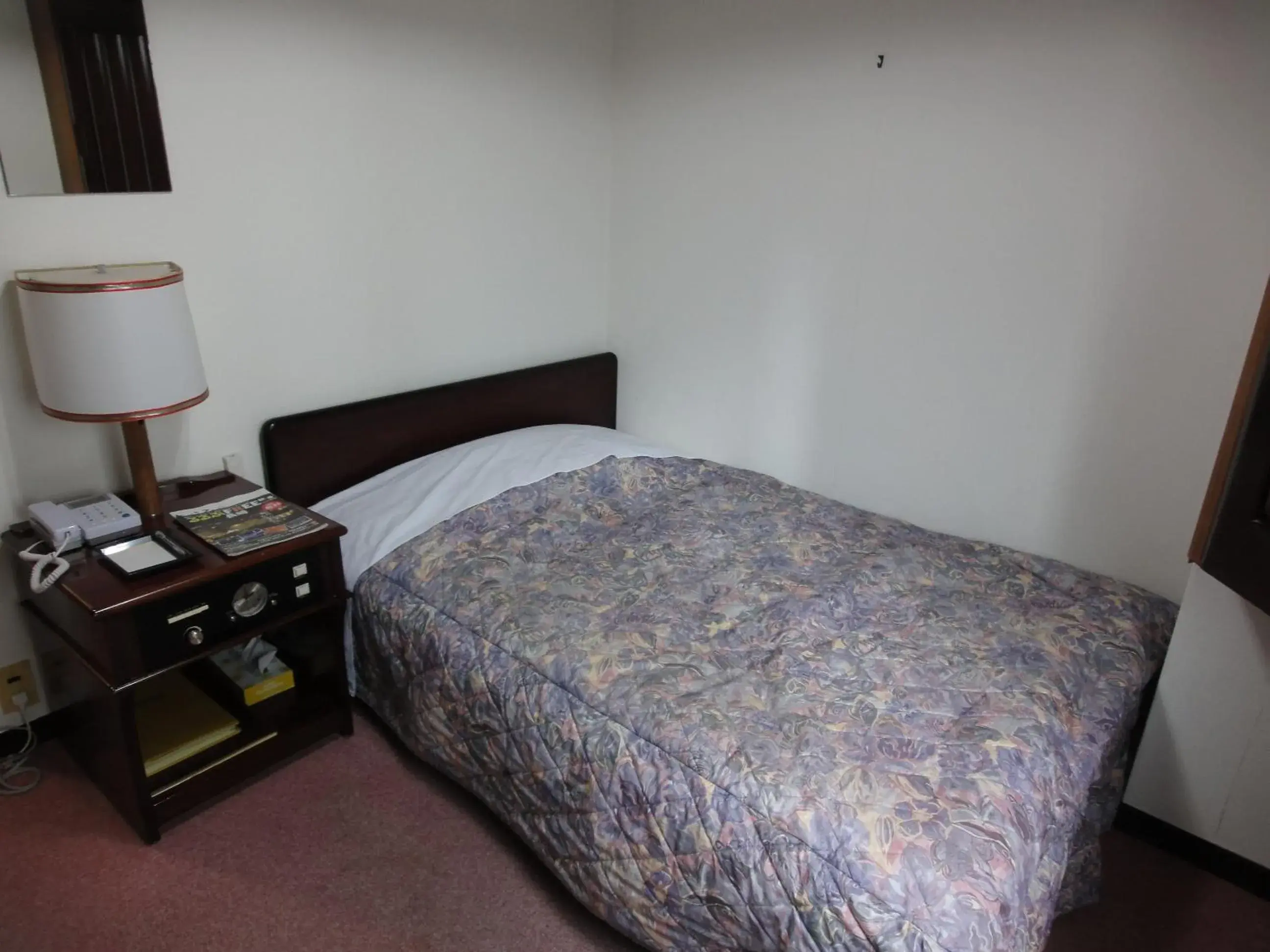 Photo of the whole room, Bed in Royal Hotel Photo of the whole room, Bed in Royal Hotel