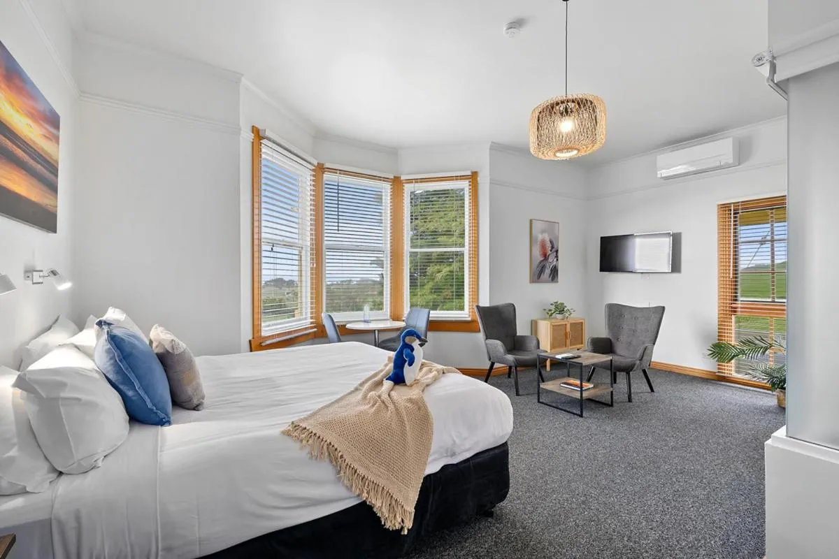 Bed in Stanley Seaview Inn