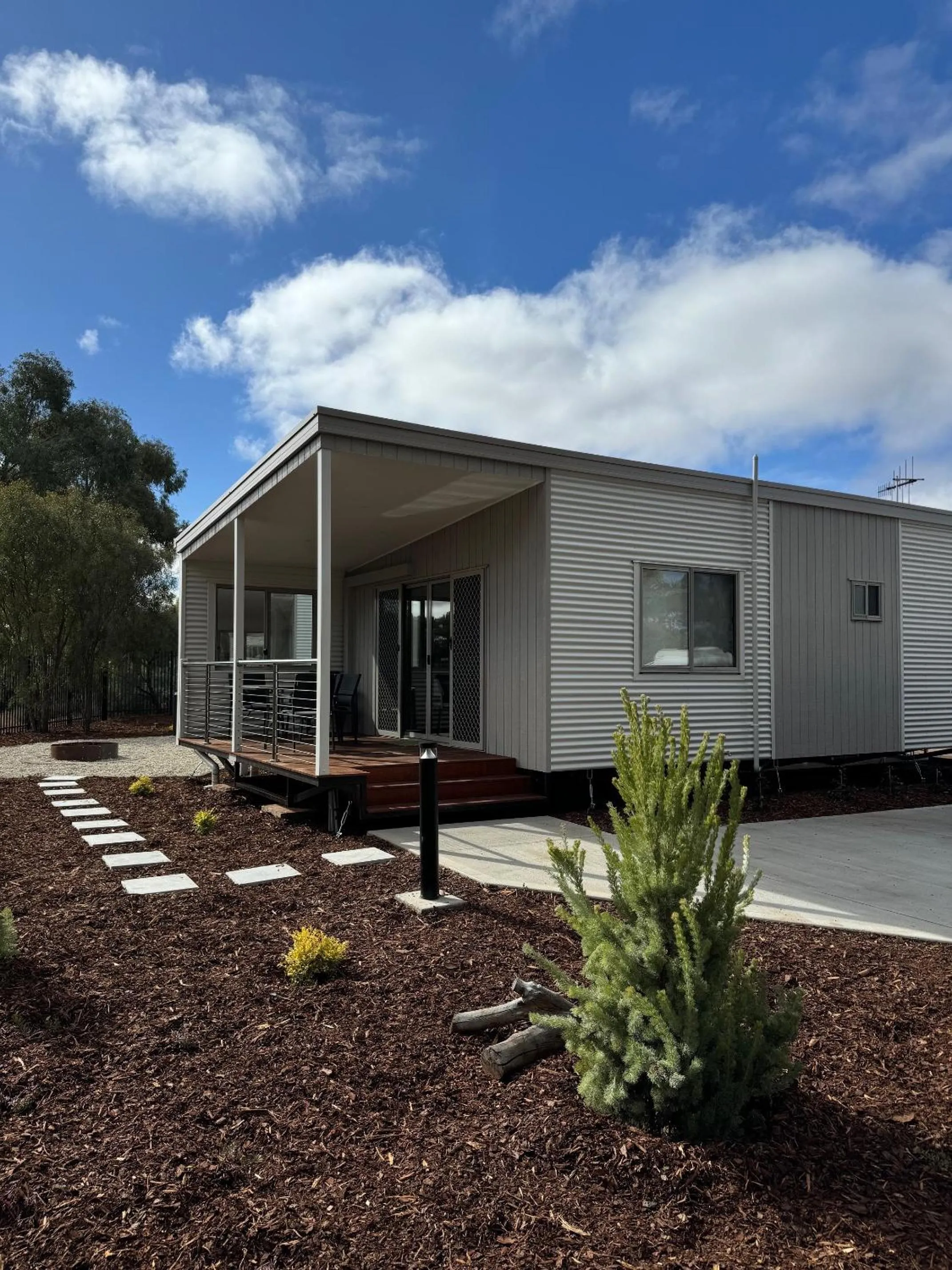Property building in Broken Hill Tourist Park