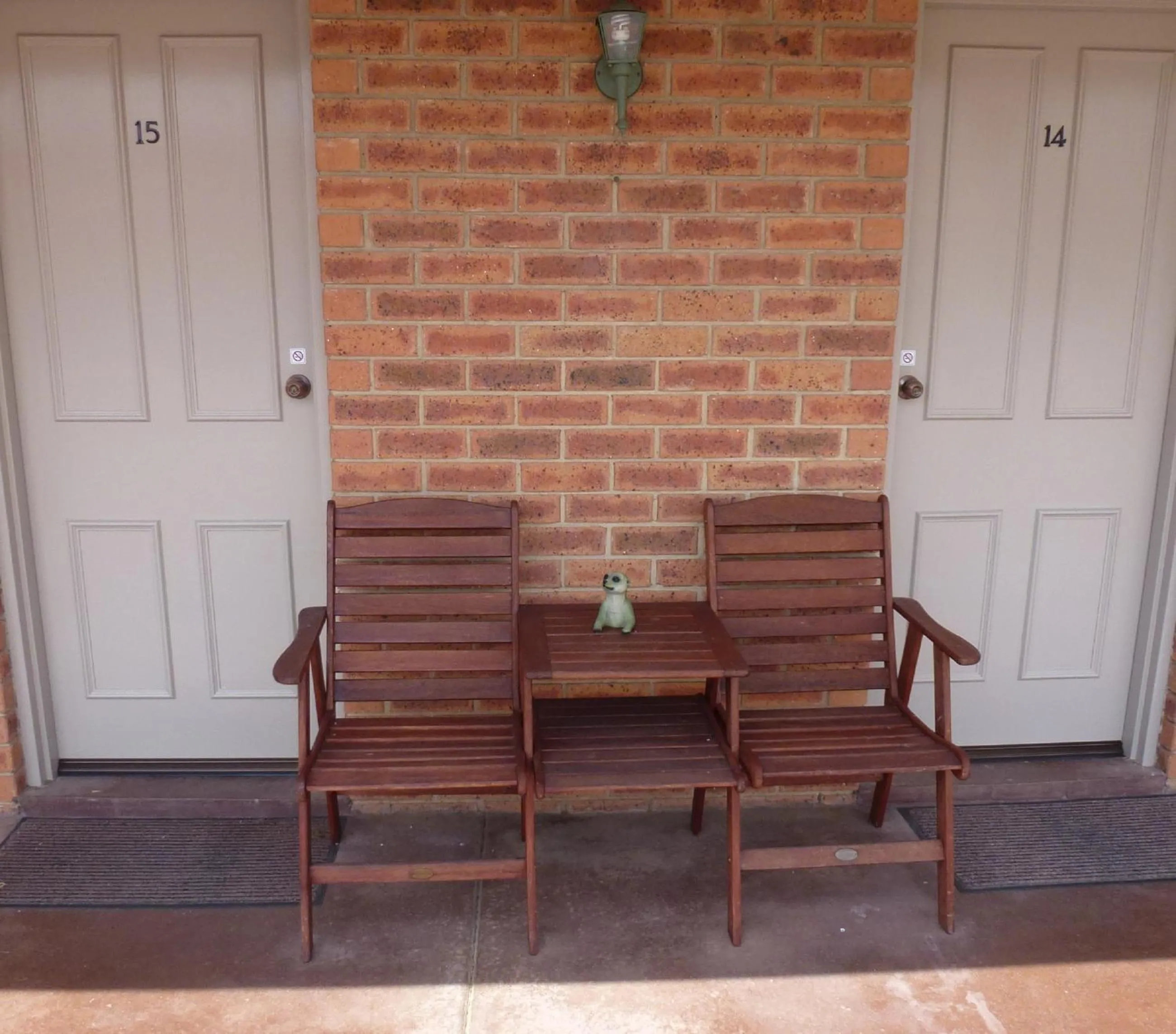 Property building in Colonial Motor Inn Bairnsdale Golden Chain Property