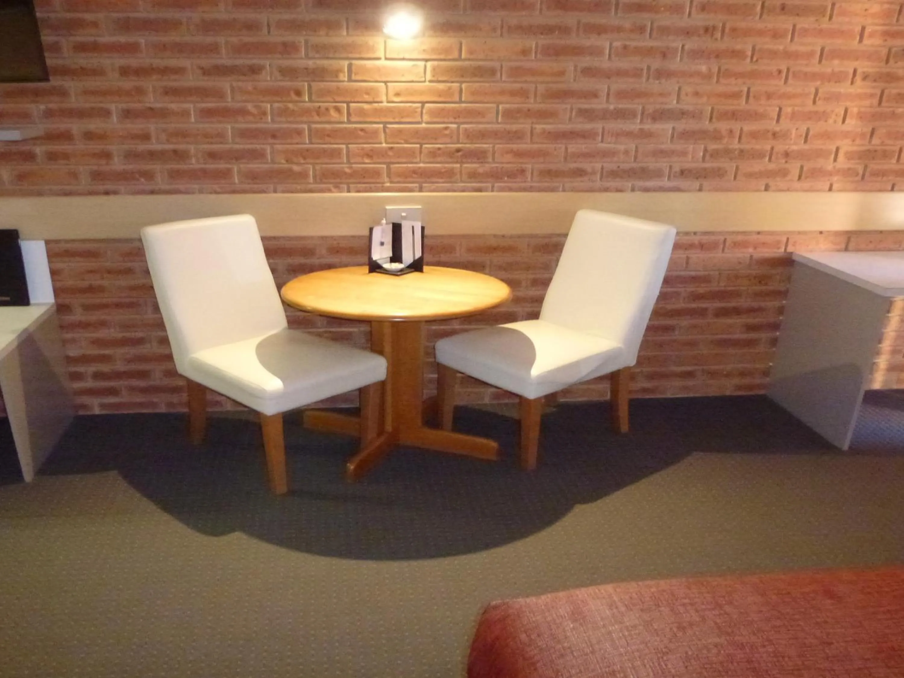 Dining area in Colonial Motor Inn Bairnsdale Golden Chain Property