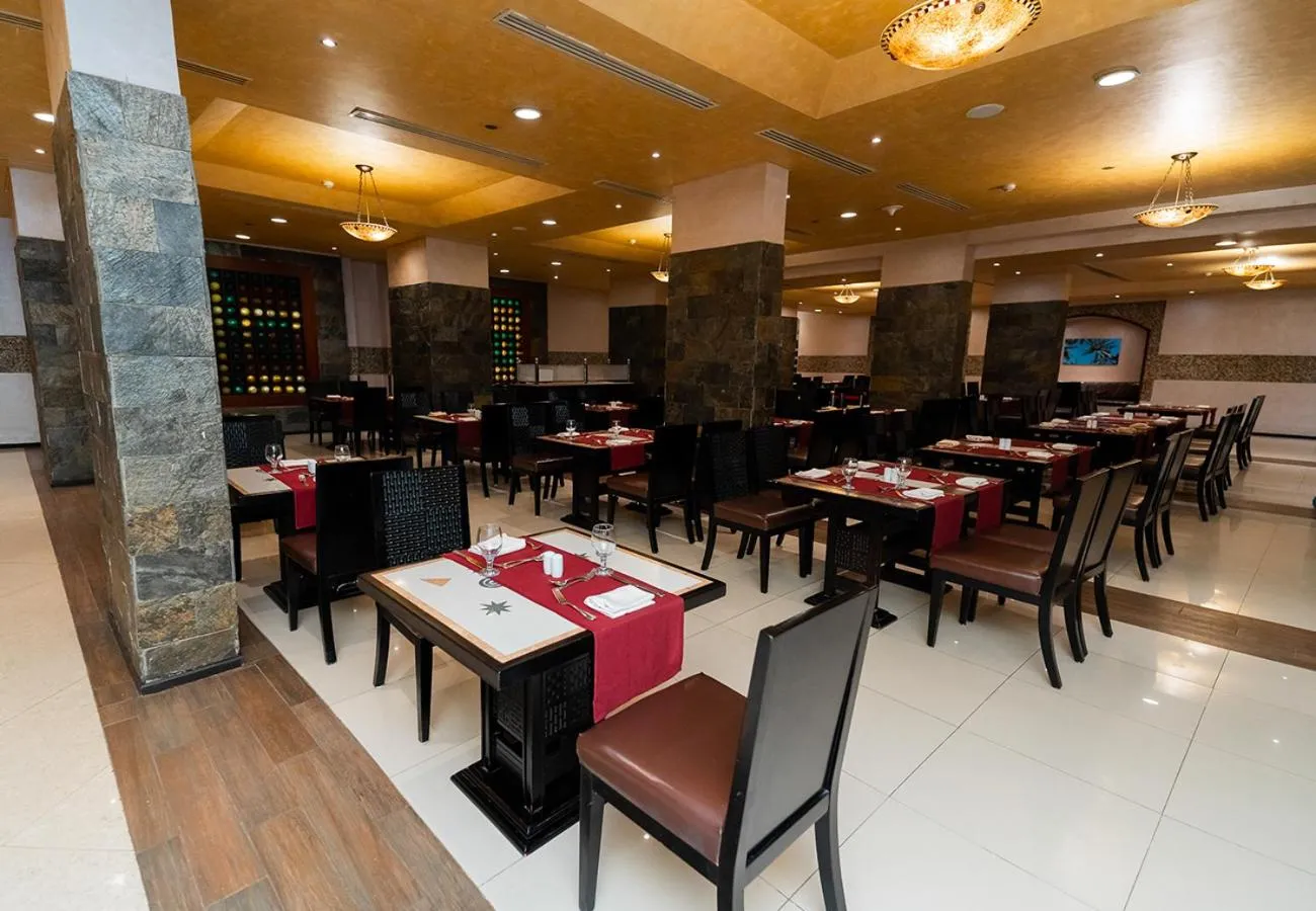 Restaurant/places to eat in Tropitel Sahl Hasheesh