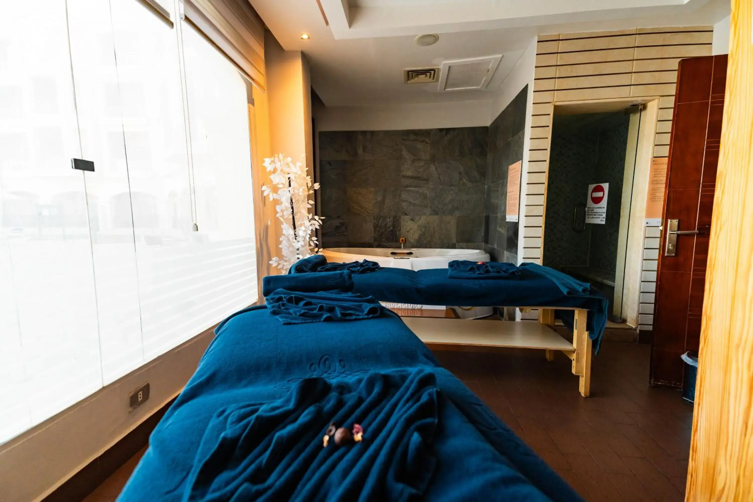 Spa and wellness centre/facilities, Bed in Tropitel Sahl Hasheesh Spa and wellness centre/facilities, Bed in Tropitel Sahl Hasheesh