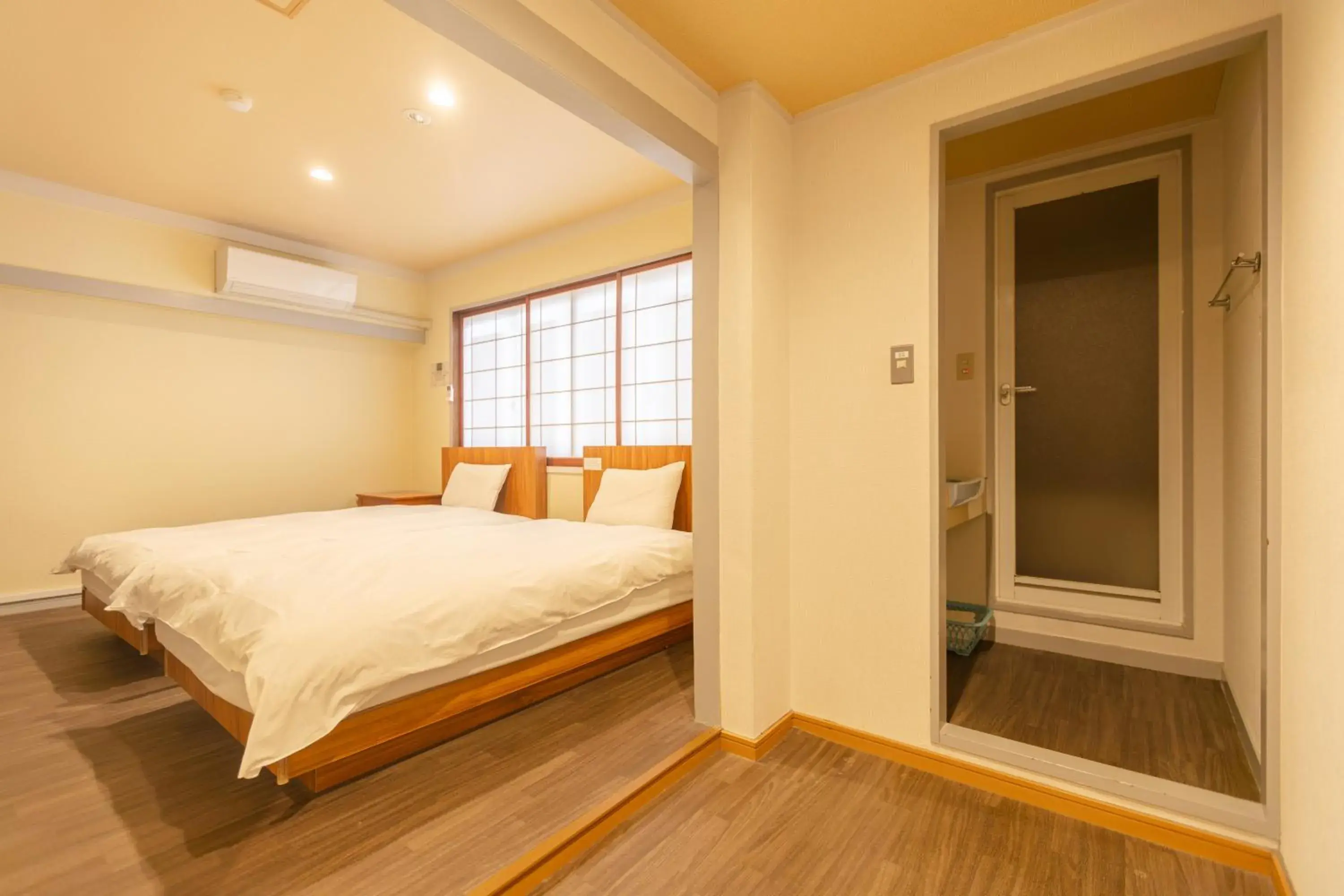 Bed in Miro Hotel Dotonbori Bed in Miro Hotel Dotonbori