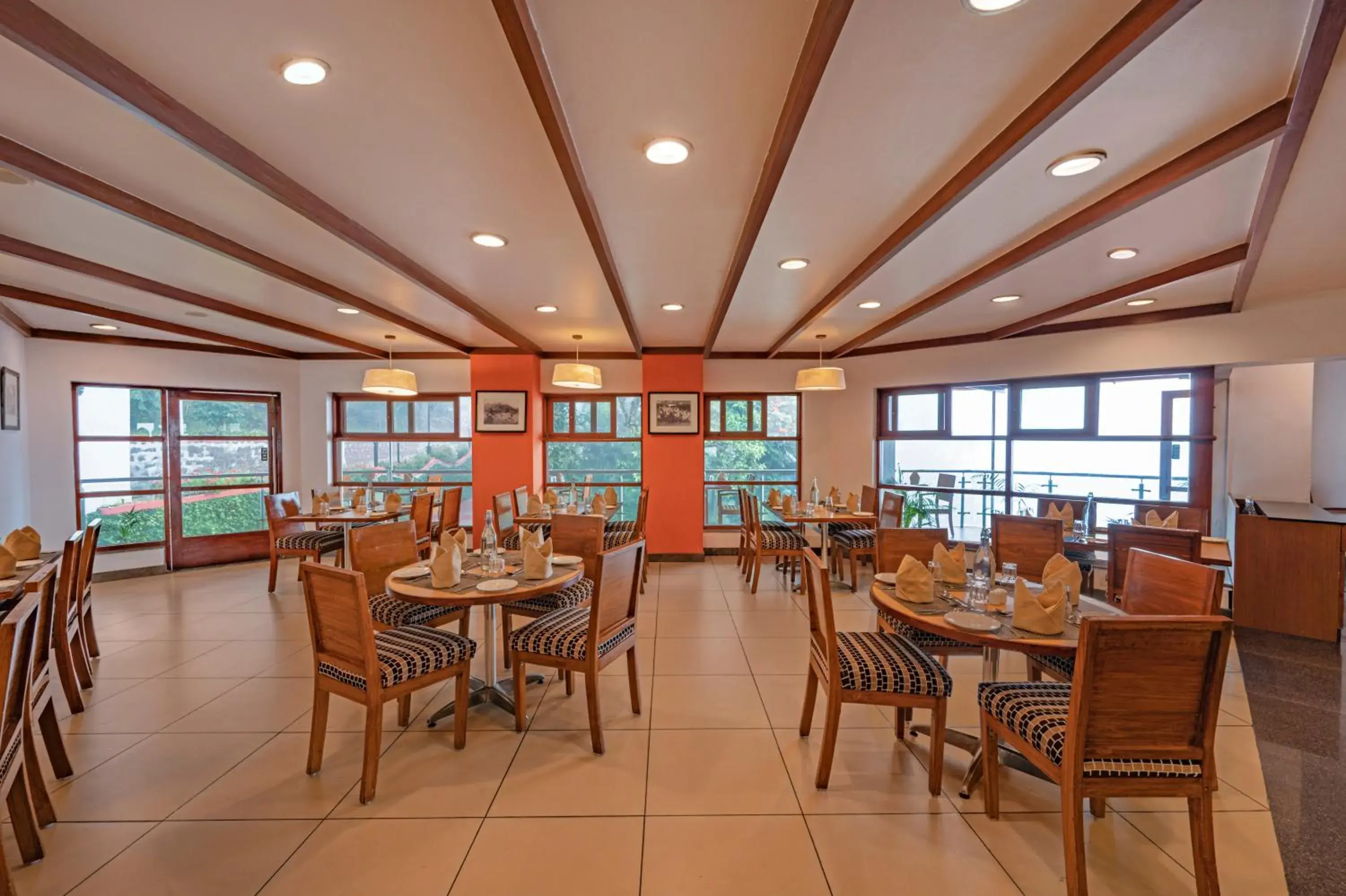 Restaurant/places to eat in Sterling Yercaud Restaurant/places to eat in Sterling Yercaud