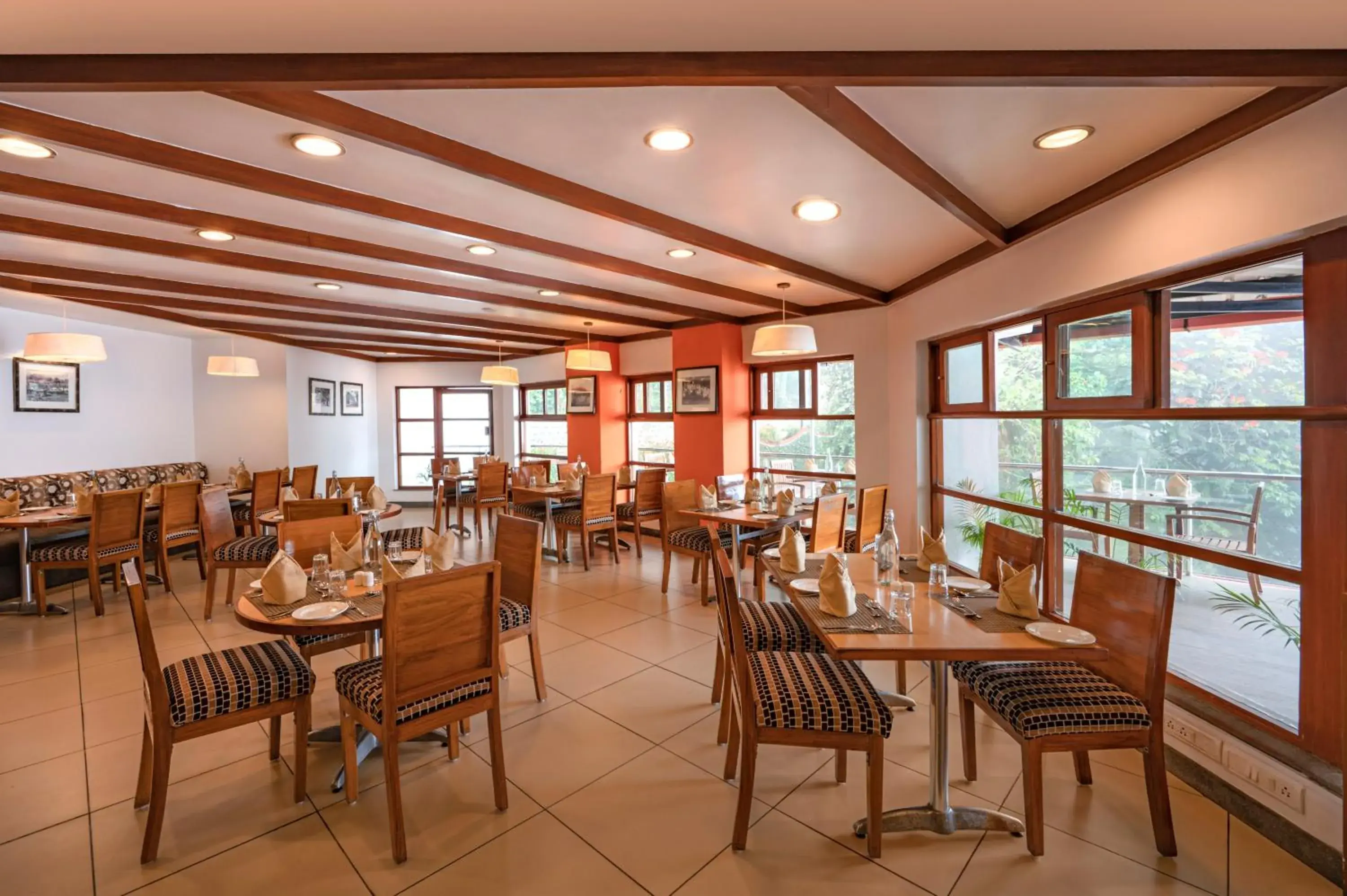 Restaurant/places to eat in Sterling Yercaud Restaurant/places to eat in Sterling Yercaud