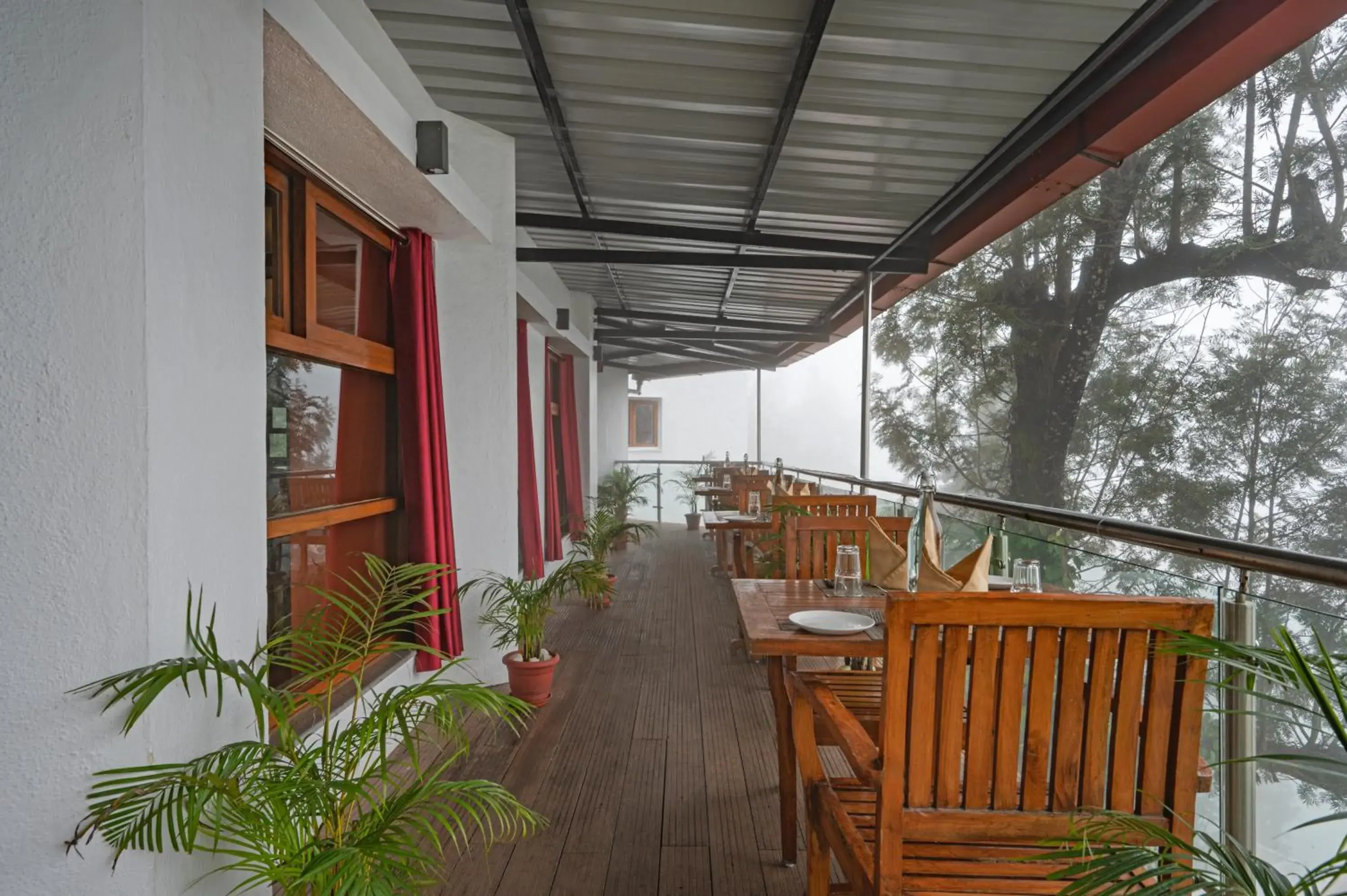 Restaurant/places to eat in Sterling Yercaud Restaurant/places to eat in Sterling Yercaud
