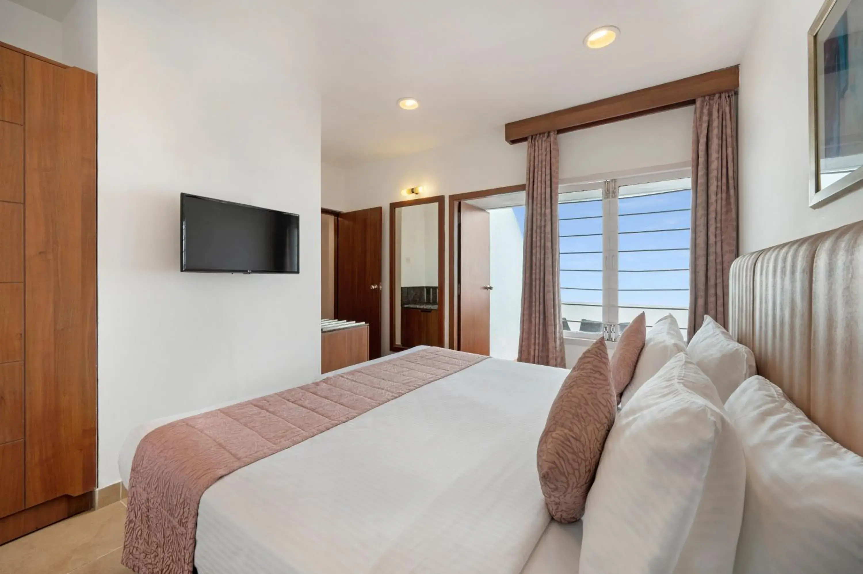 View (from property/room), Bed in Sterling Yercaud View (from property/room), Bed in Sterling Yercaud