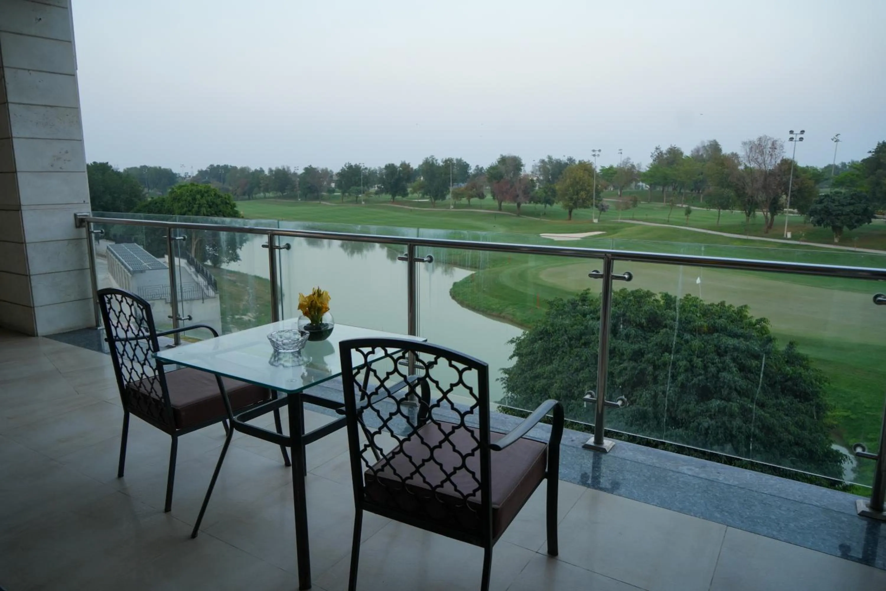 Defence Raya Golf & Country Club