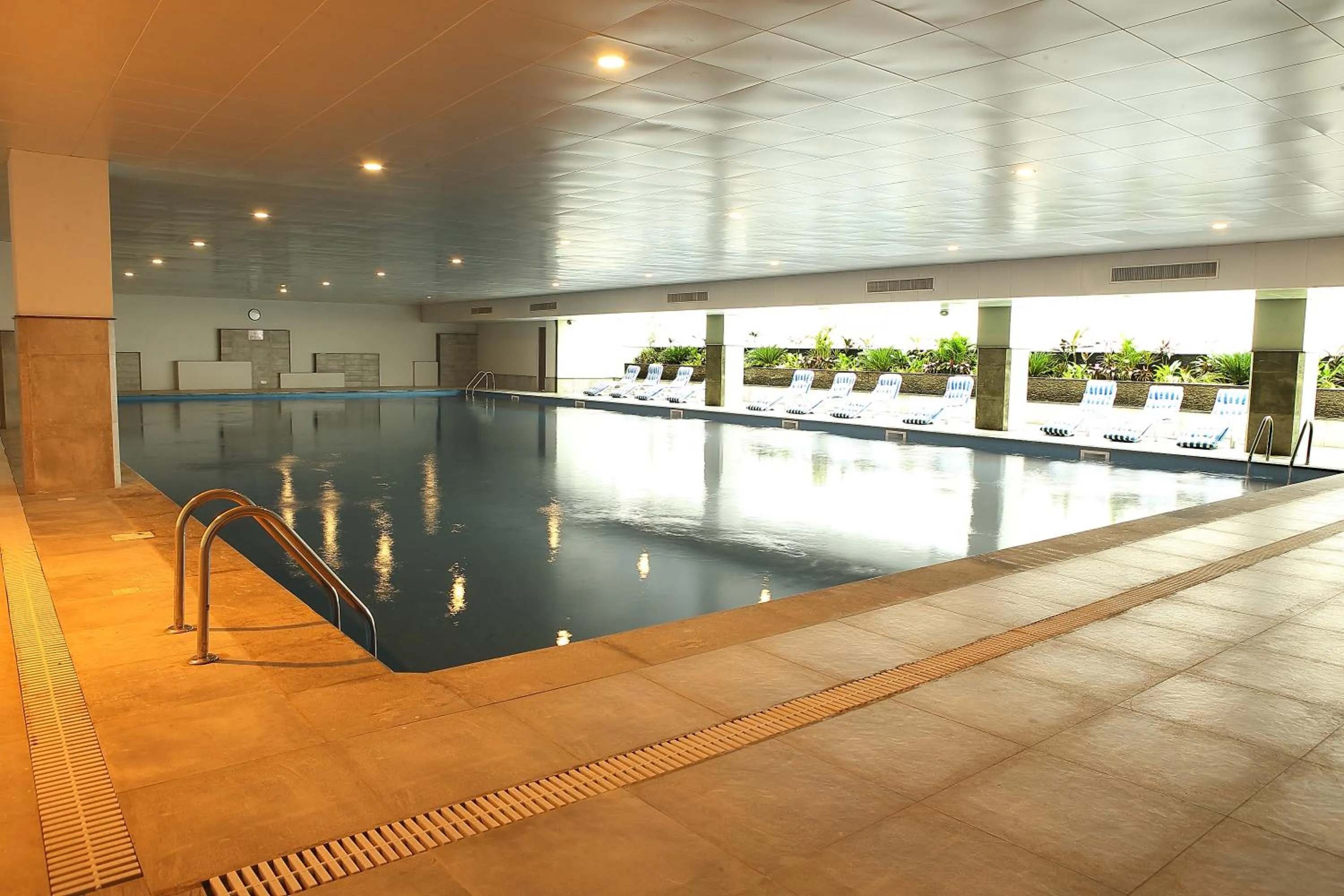 Swimming pool in Defence Raya Golf & Country Club