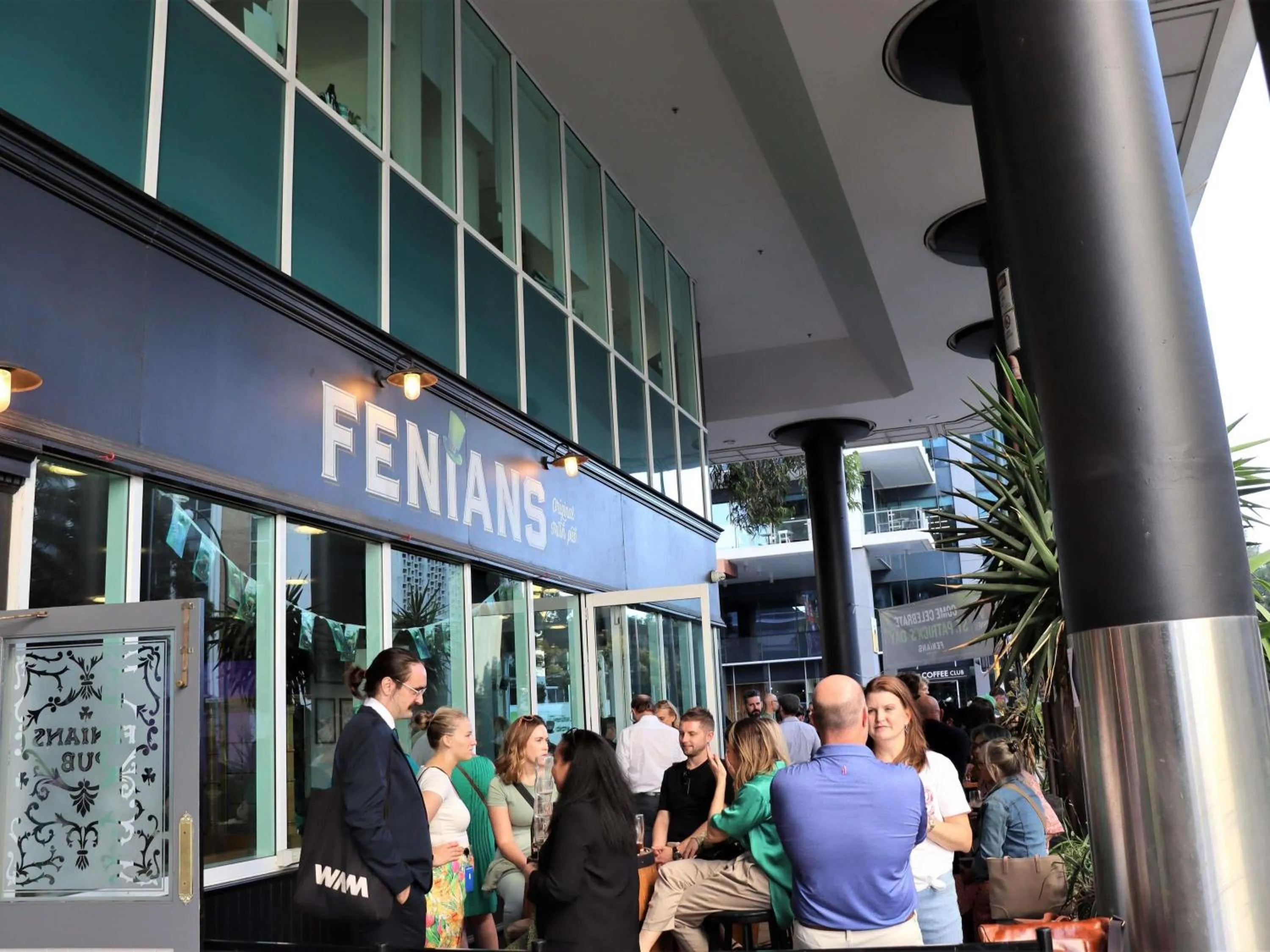 Lounge or bar in Novotel Perth Langley