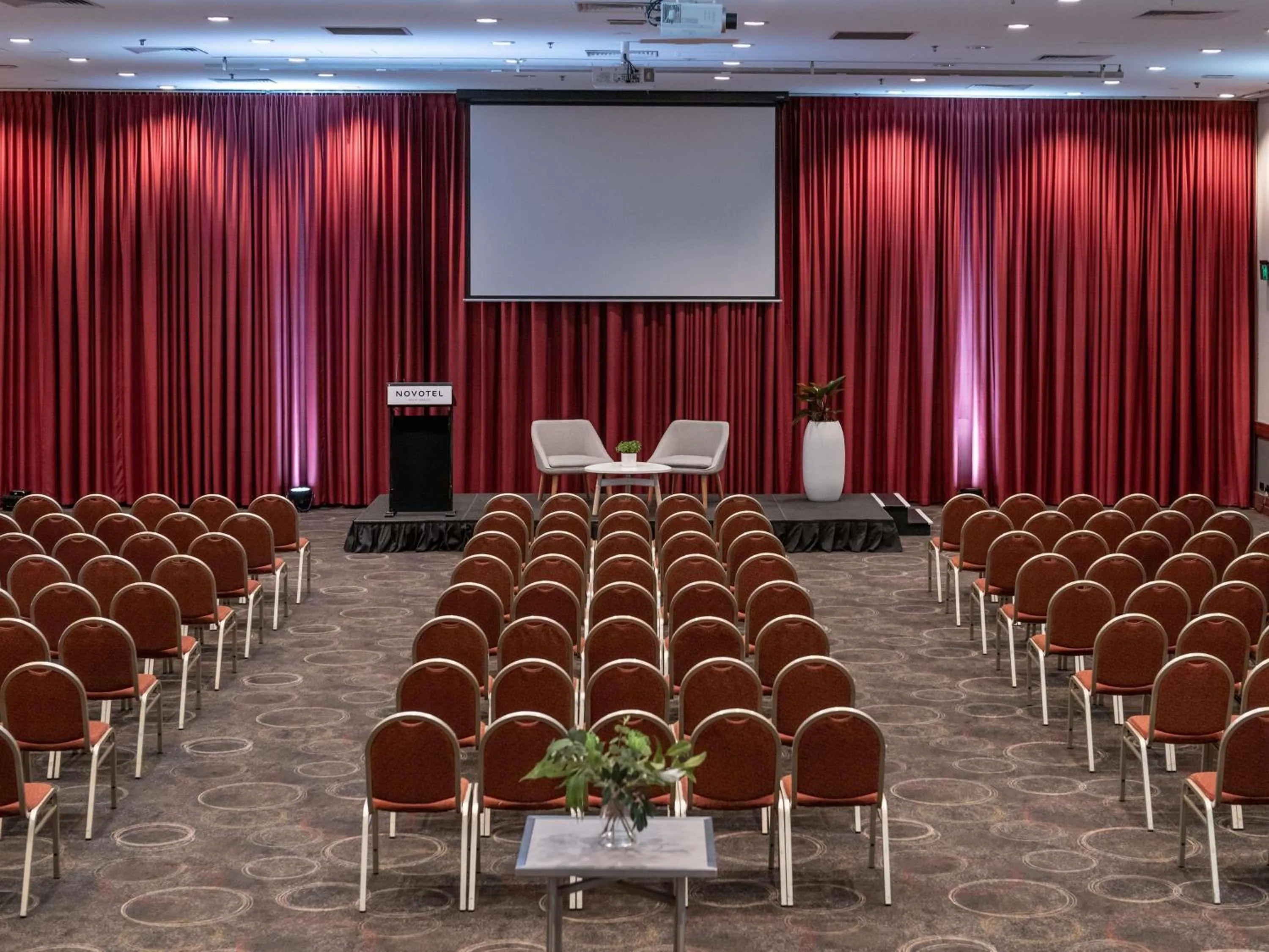 Meeting/conference room in Novotel Perth Langley