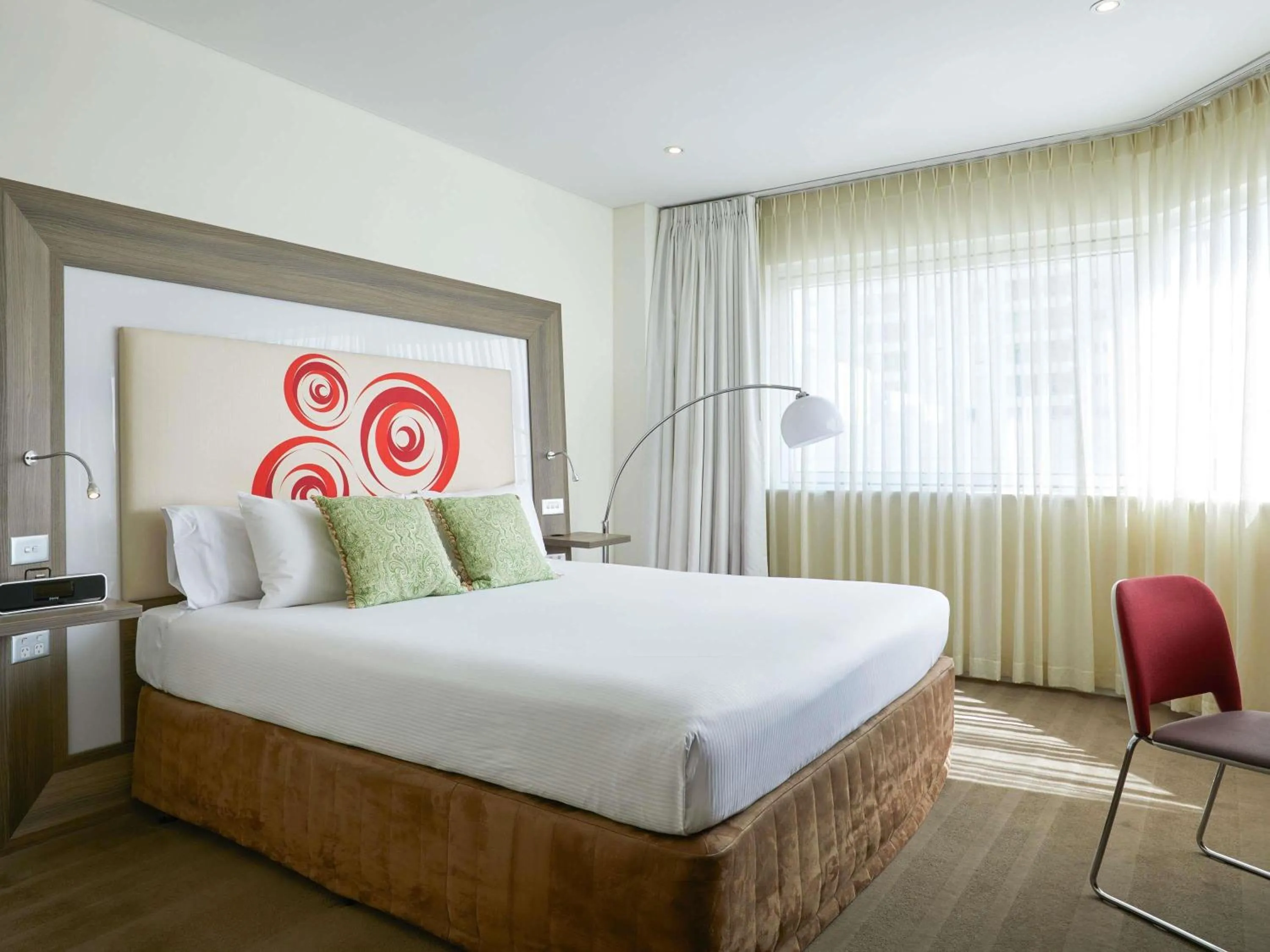 Bedroom, Bed in Novotel Perth Langley