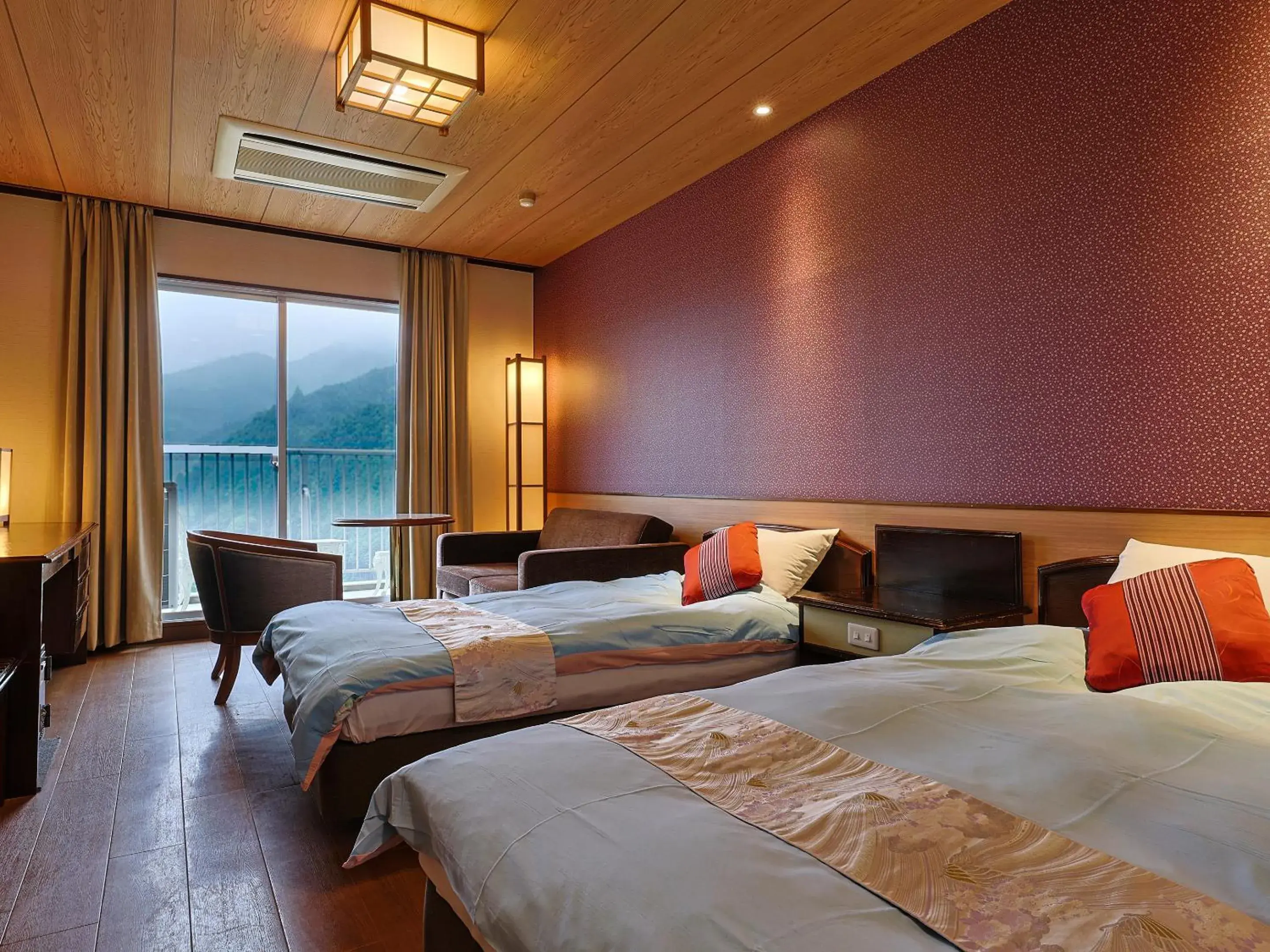 Bed in Hinotani Onsen Misugi Resort Bed in Hinotani Onsen Misugi Resort