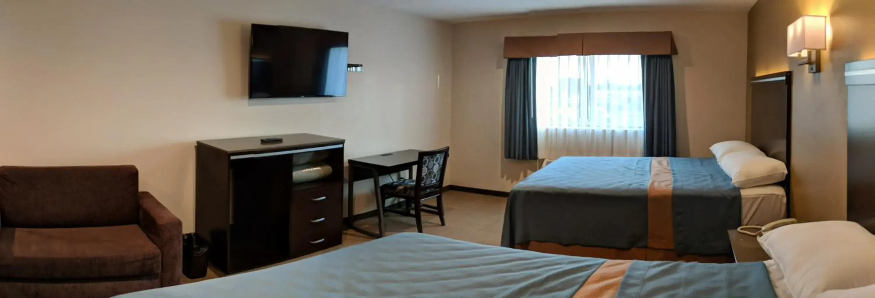 Bed in Epic Hotel Bed in Epic Hotel