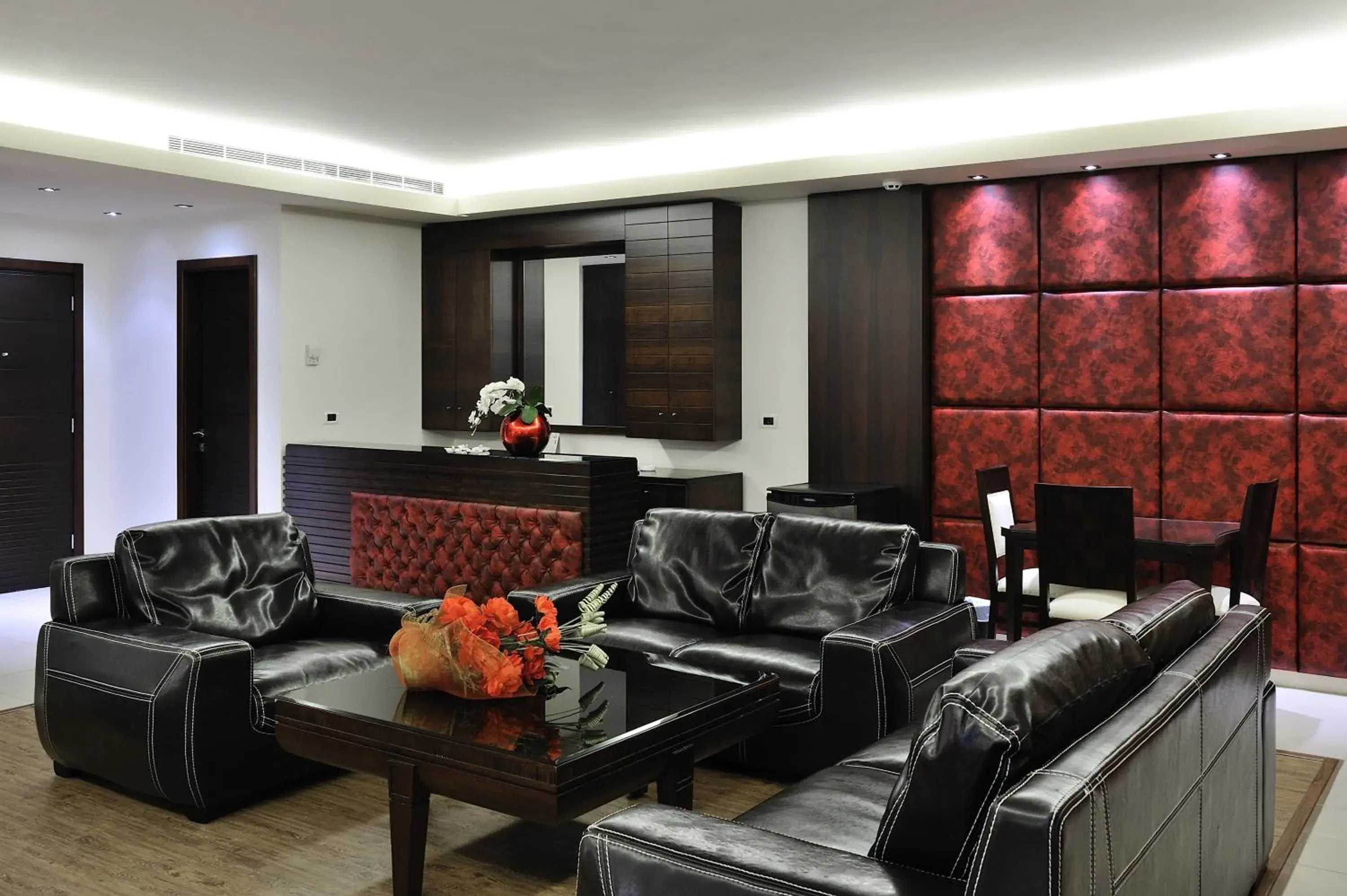 Senior Suite with Sea View in Hollywood Inn Boutique Hotel Senior Suite with Sea View in Hollywood Inn Boutique Hotel