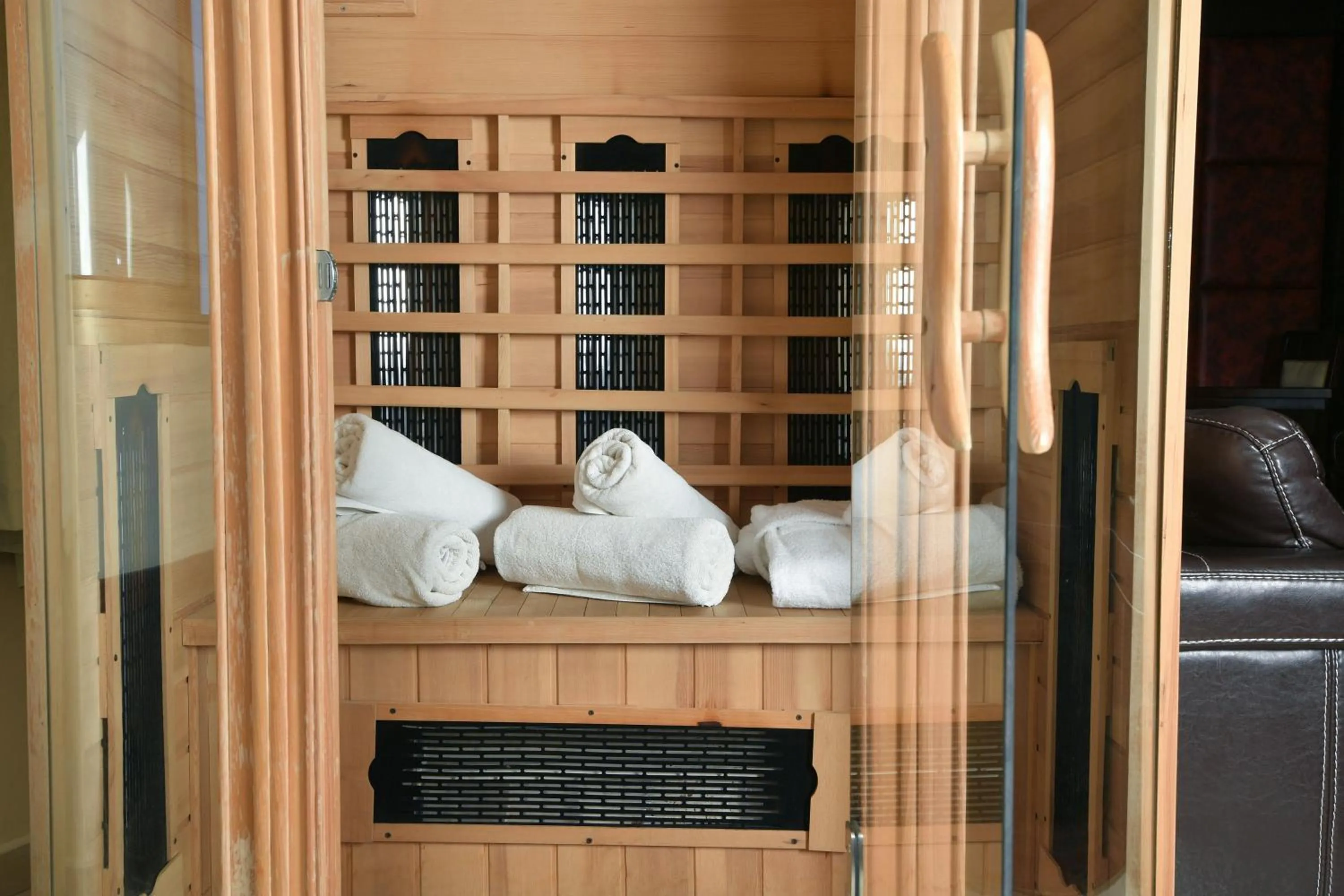 Sauna in Hollywood Inn Boutique Hotel