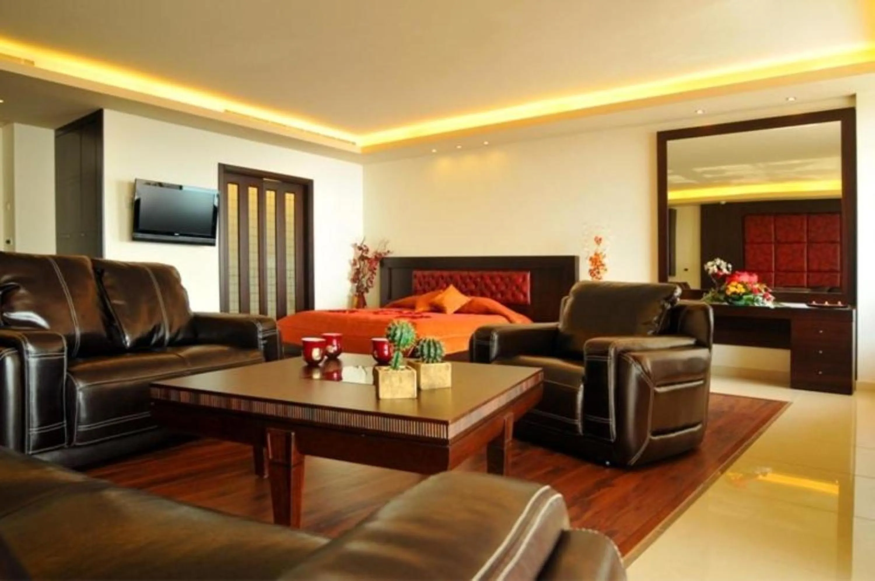 Seating area in Hollywood Inn Boutique Hotel