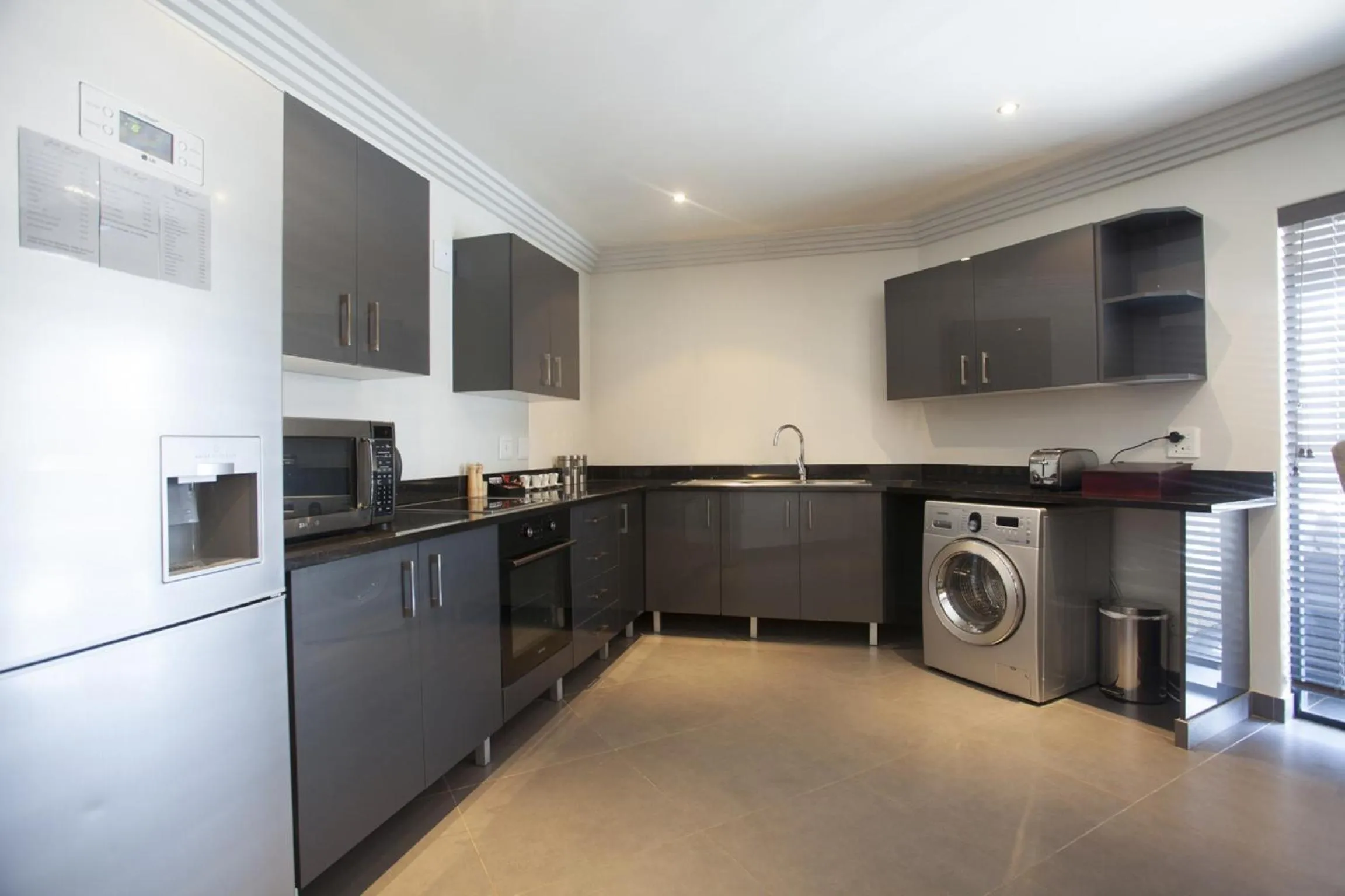 Kitchen or kitchenette in Villa Moyal