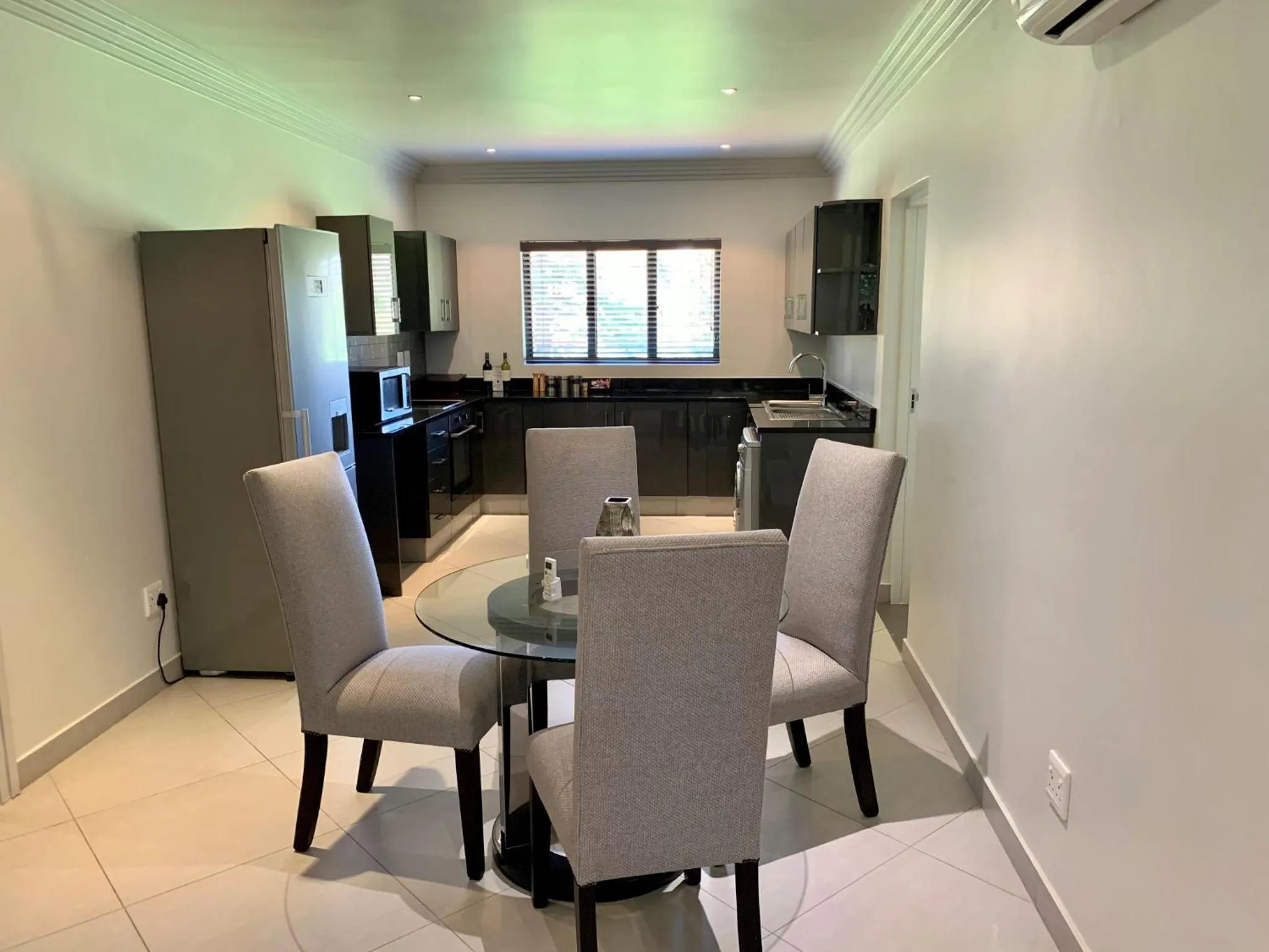 Kitchen or kitchenette in Villa Moyal