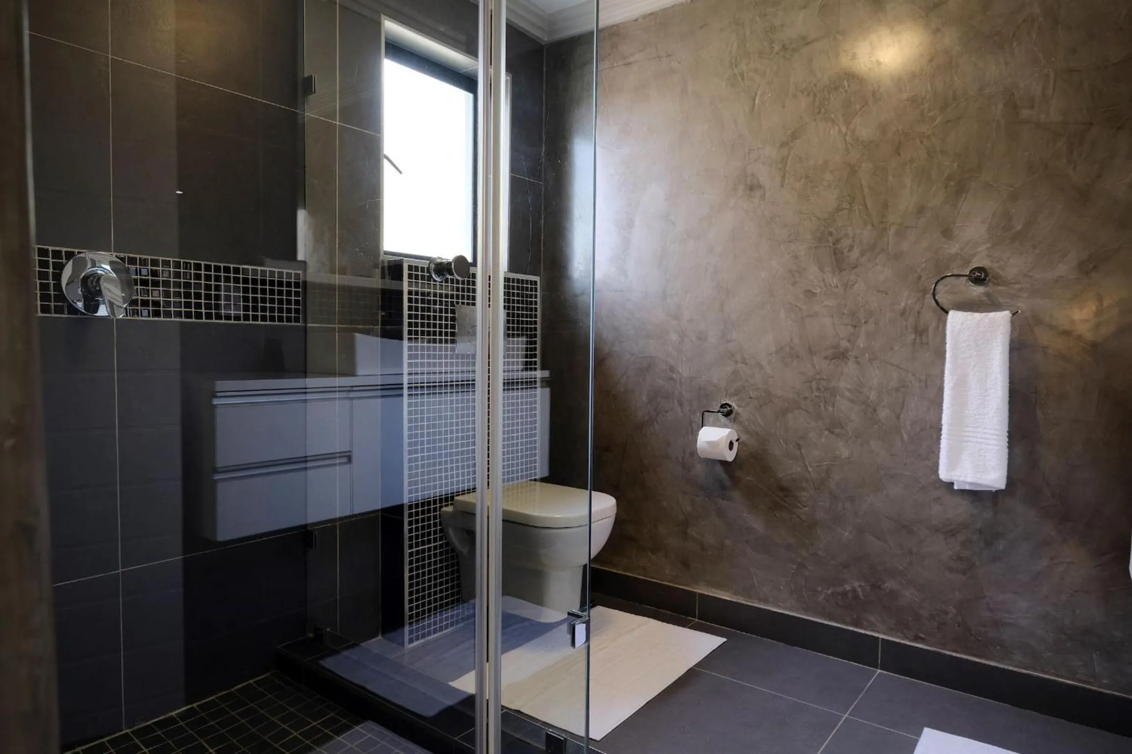 Bathroom in Villa Moyal