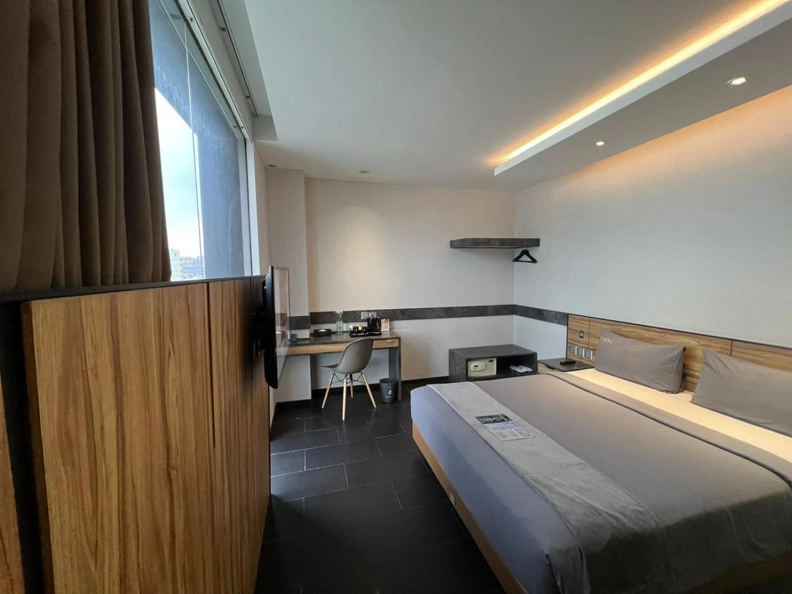 Bedroom, Bed in Erian Hotel