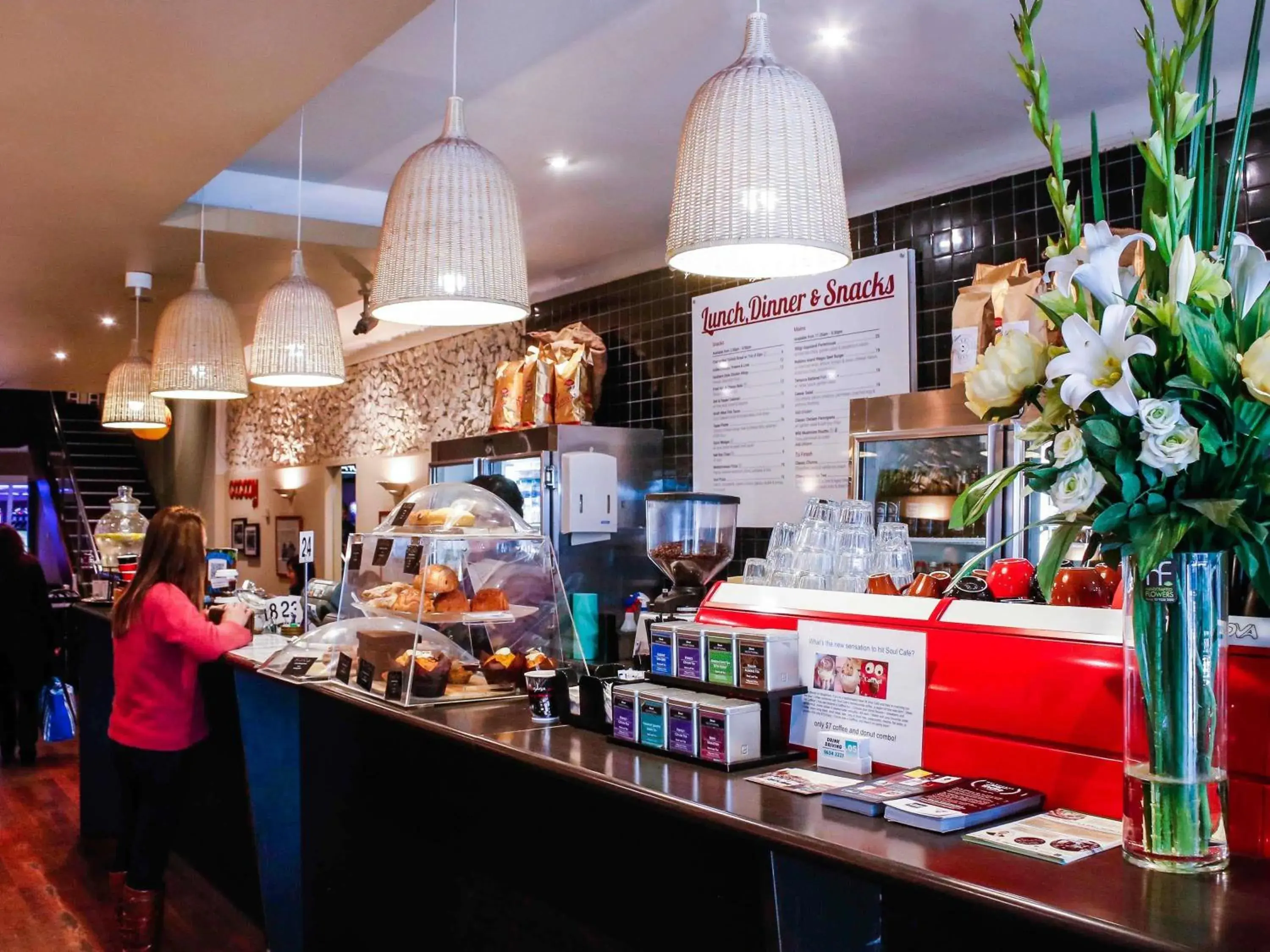 Property building in Mercure Welcome Melbourne Property building in Mercure Welcome Melbourne