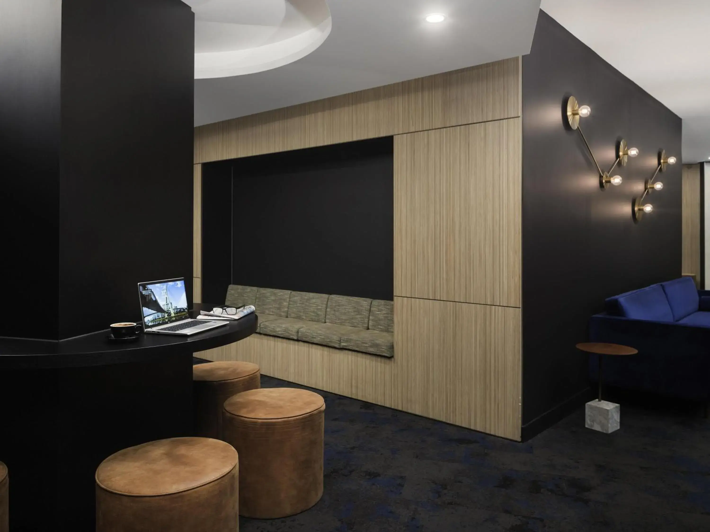 Property building in Mercure Welcome Melbourne Property building in Mercure Welcome Melbourne