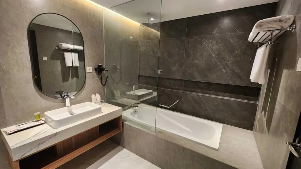 Patra Semarang Hotel & Convention