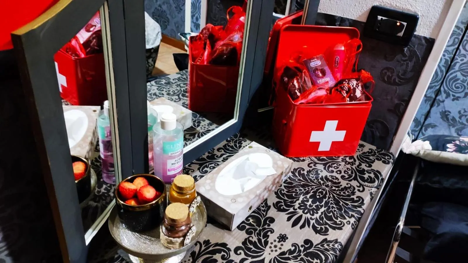 Decorative detail in Hotel San Desiderio