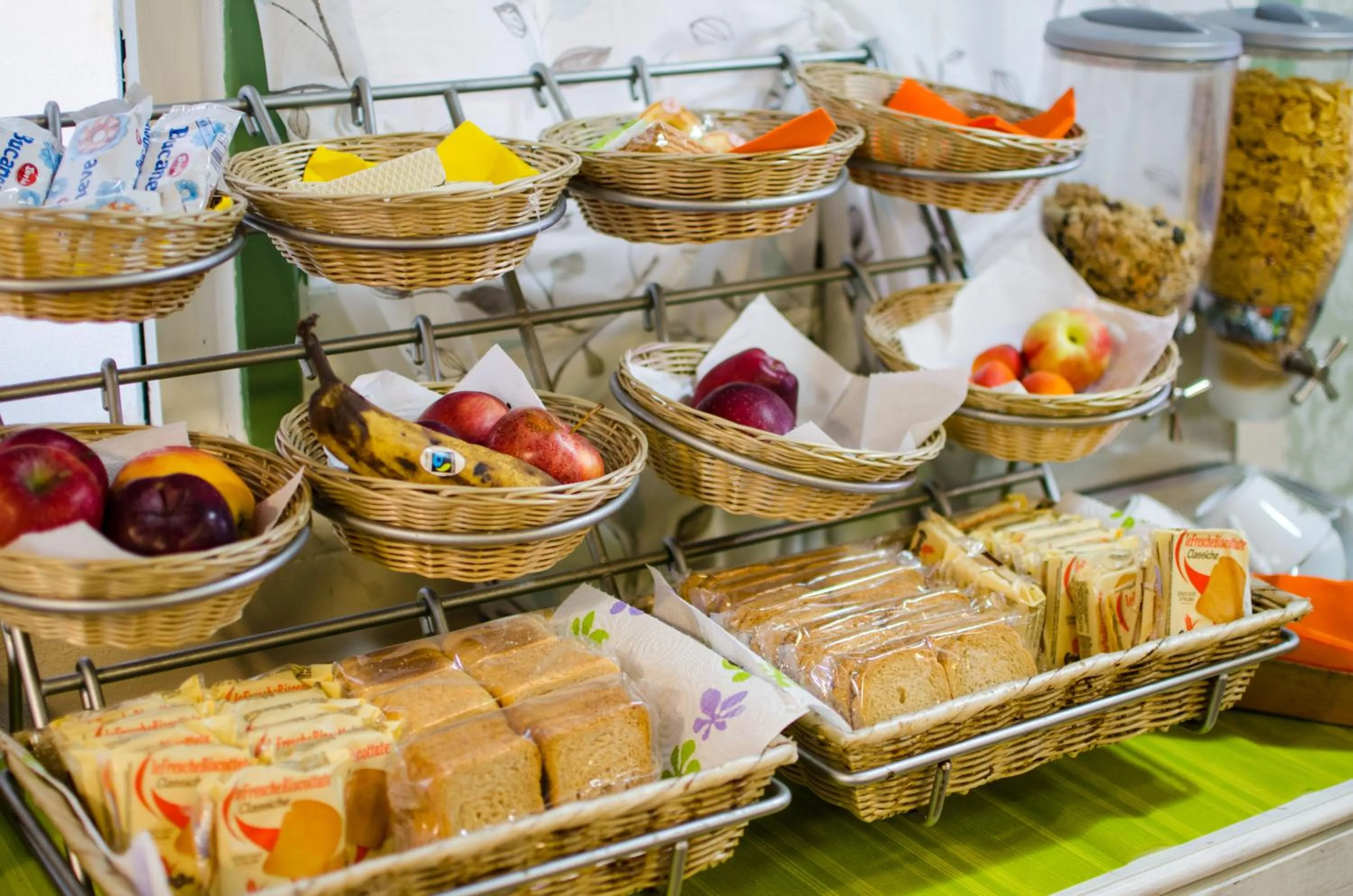 Buffet breakfast, Food in Hotel San Desiderio