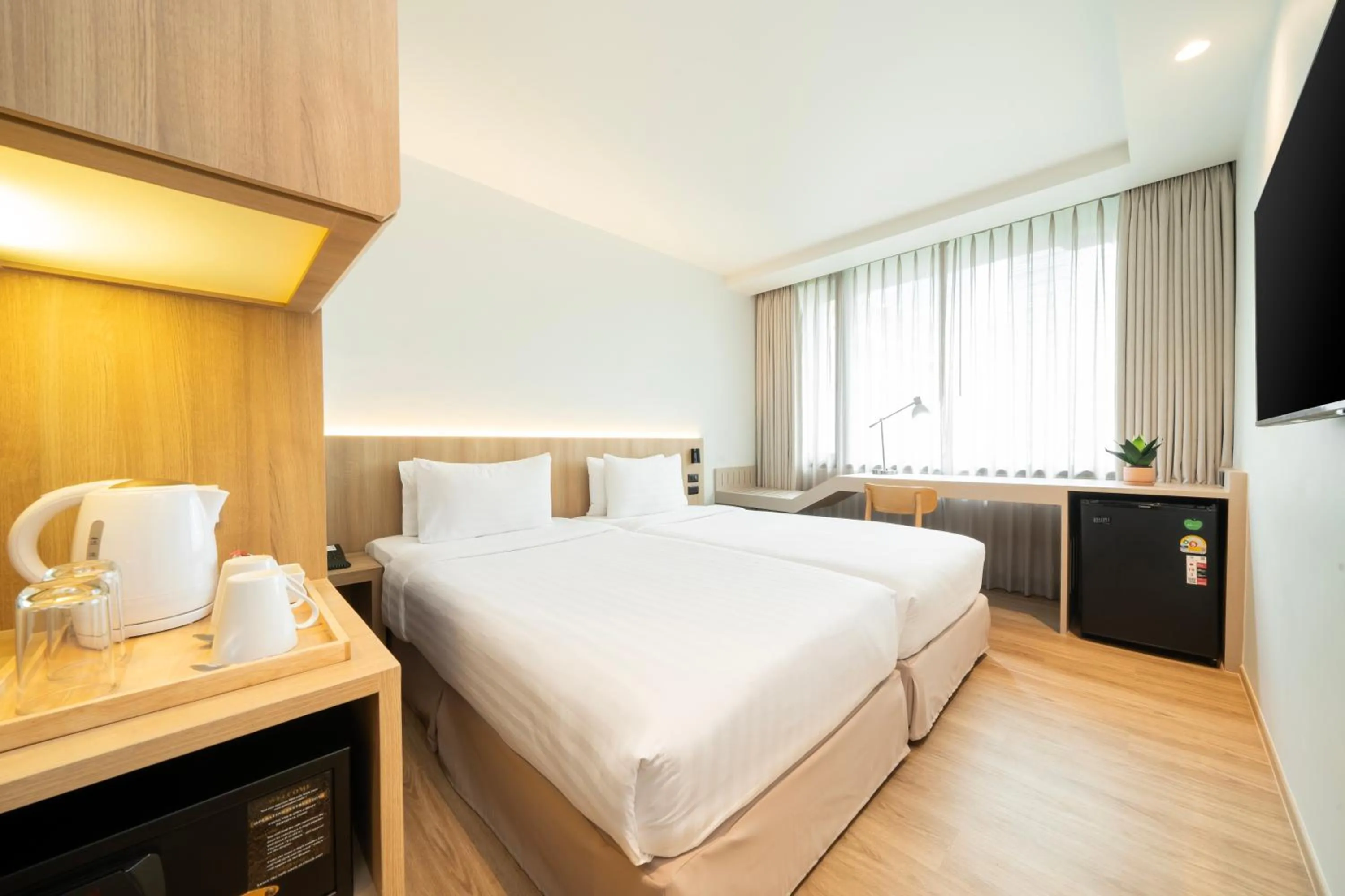 Bedroom, Bed in VIC 3 Bangkok Hotel