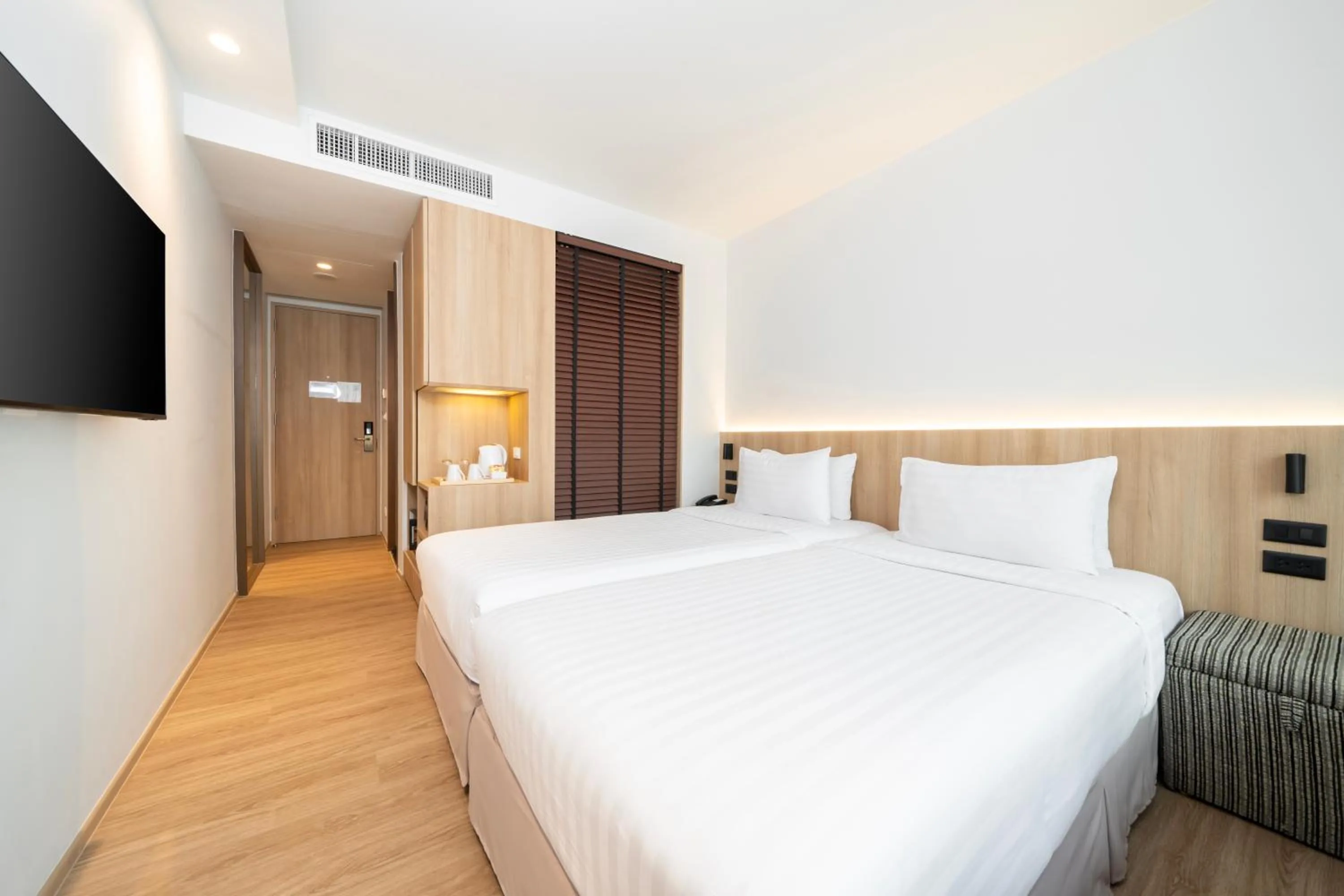 Bedroom, Bed in VIC 3 Bangkok Hotel