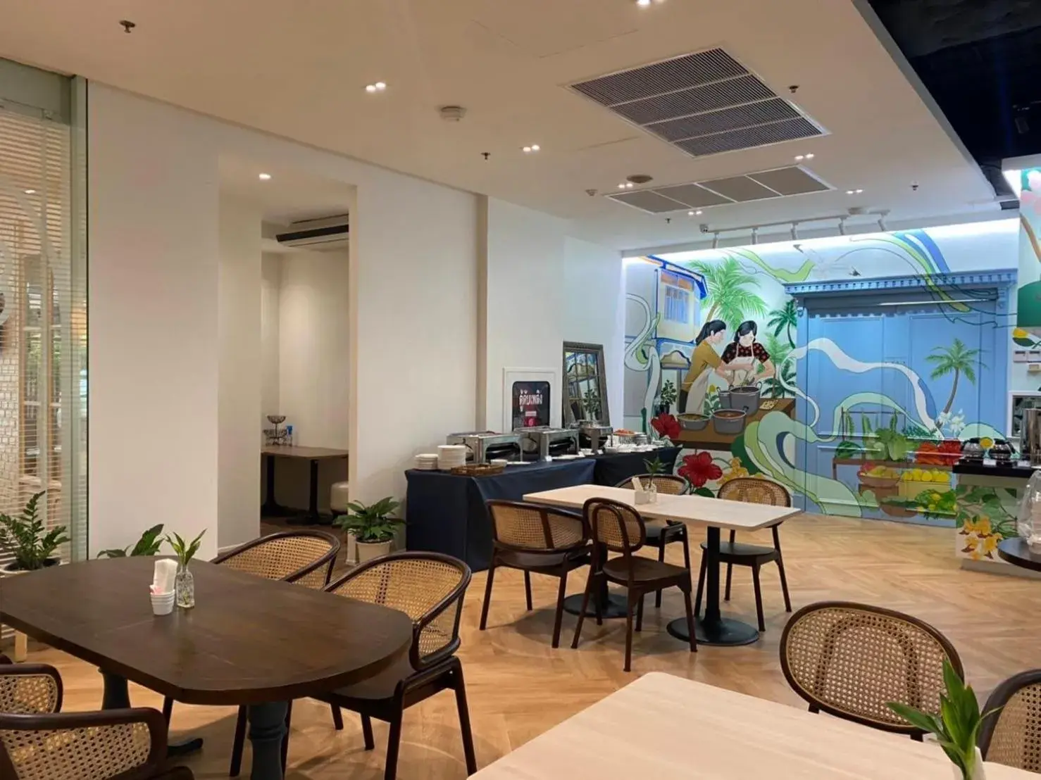 Restaurant/places to eat in VIC 3 Bangkok Hotel Restaurant/places to eat in VIC 3 Bangkok Hotel