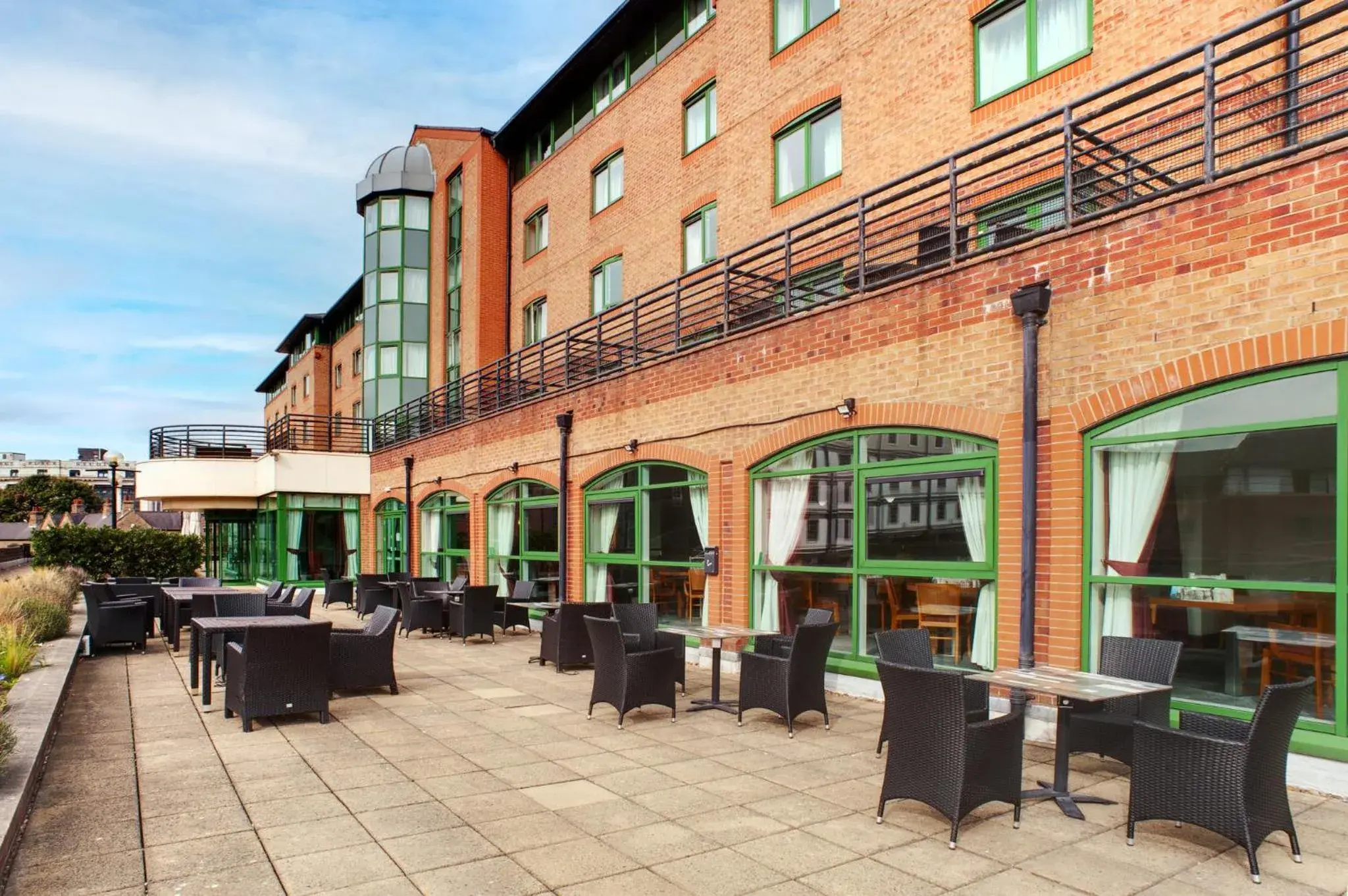 Facade/entrance in Sandman Signature Sheffield Quays Hotel Facade/entrance in Sandman Signature Sheffield Quays Hotel