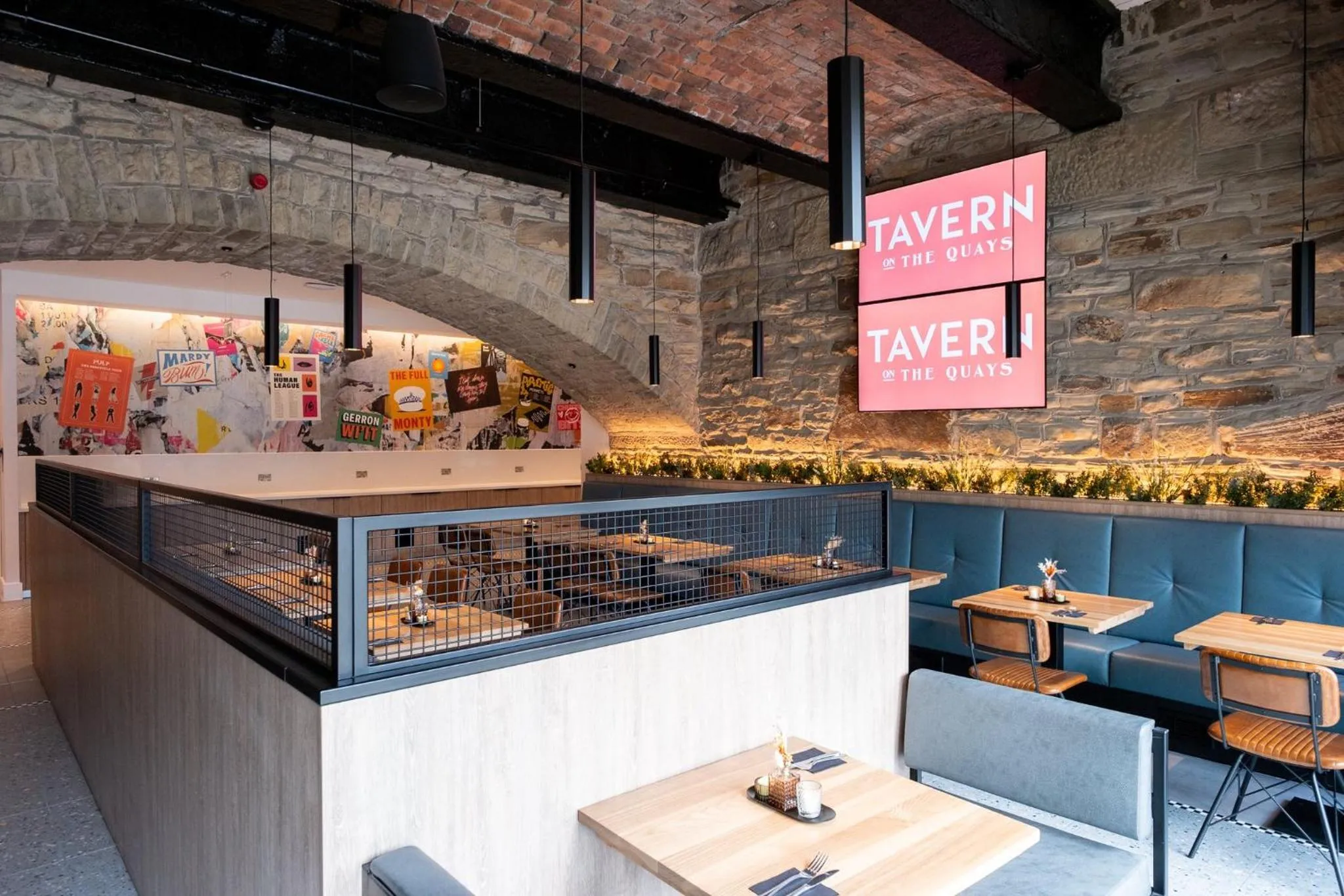 Restaurant/places to eat in Sandman Signature Sheffield Quays Hotel