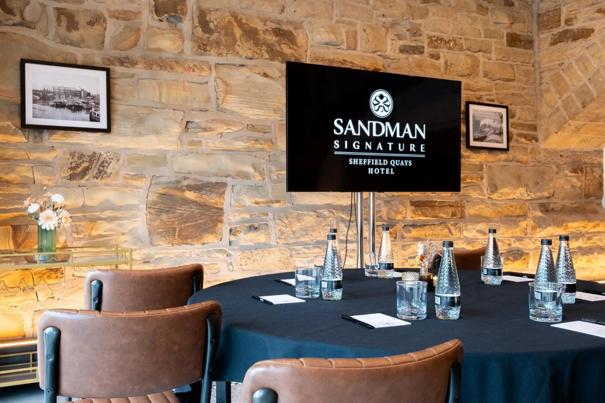 Meeting/conference room in Sandman Signature Sheffield Quays Hotel