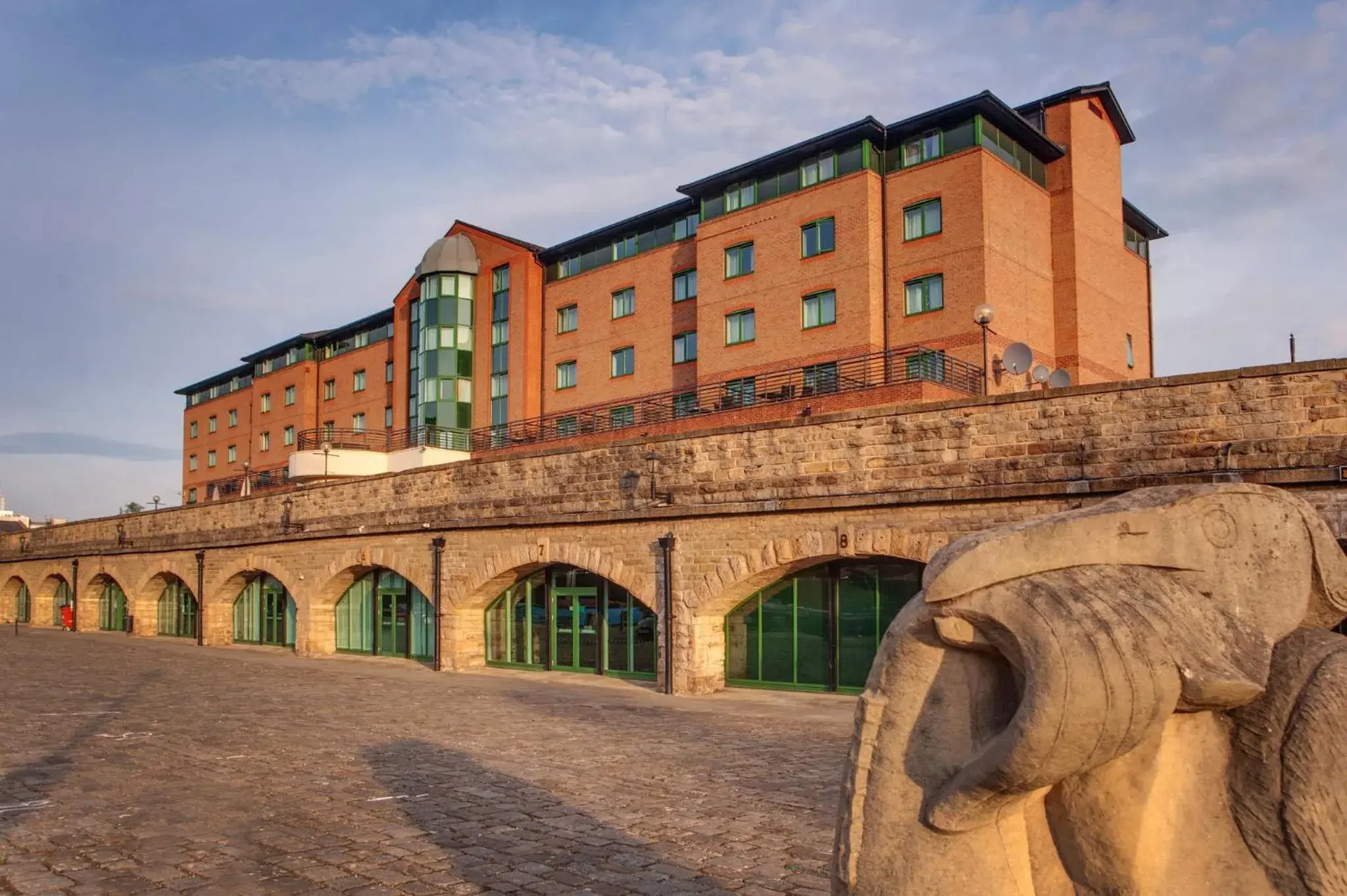 Facade/entrance in Sandman Signature Sheffield Quays Hotel Facade/entrance in Sandman Signature Sheffield Quays Hotel