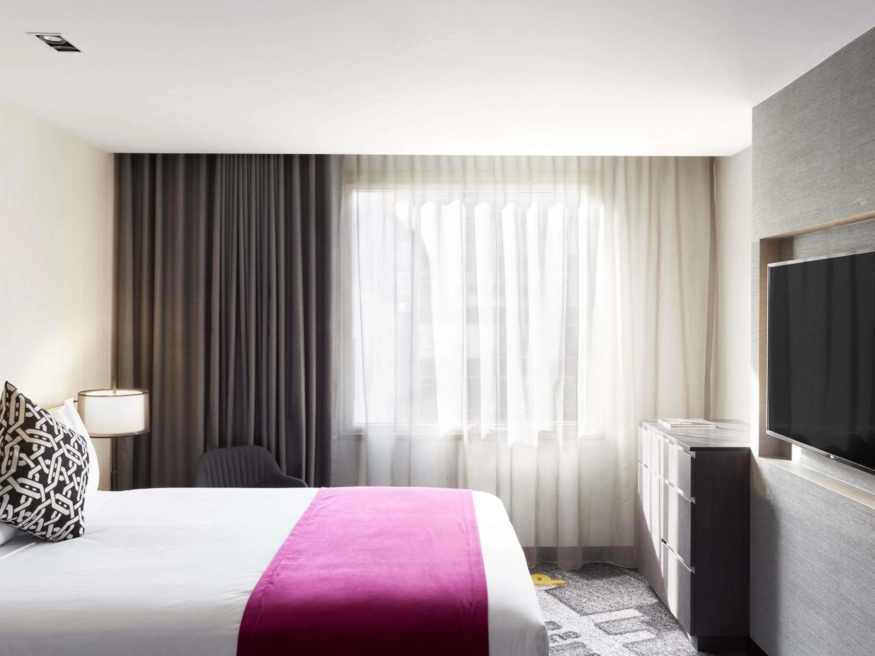 Bedroom, Bed in Pullman Melbourne City Centre