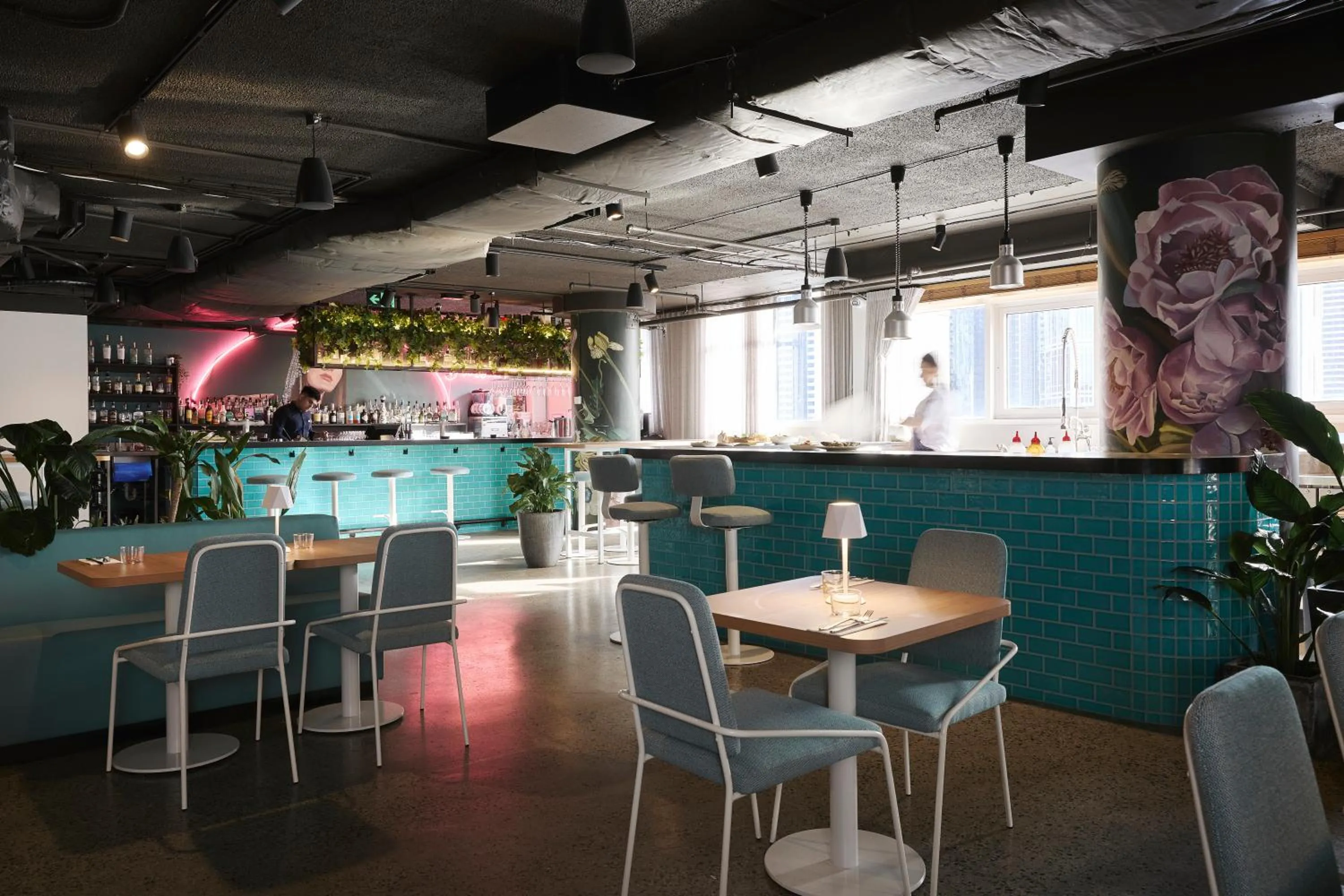 Restaurant/places to eat in Pullman Melbourne City Centre