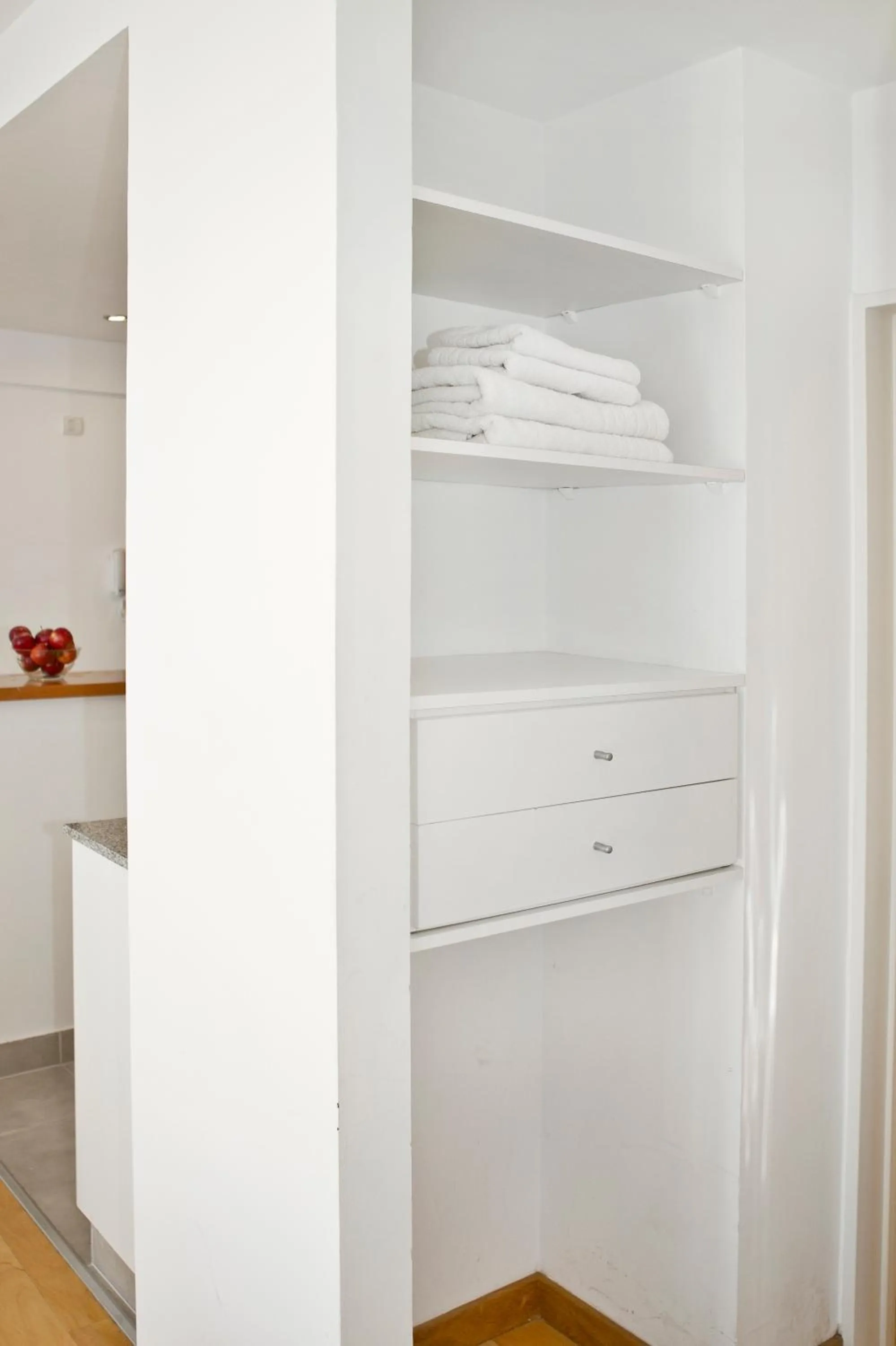 Kitchen or kitchenette in Color Botánico